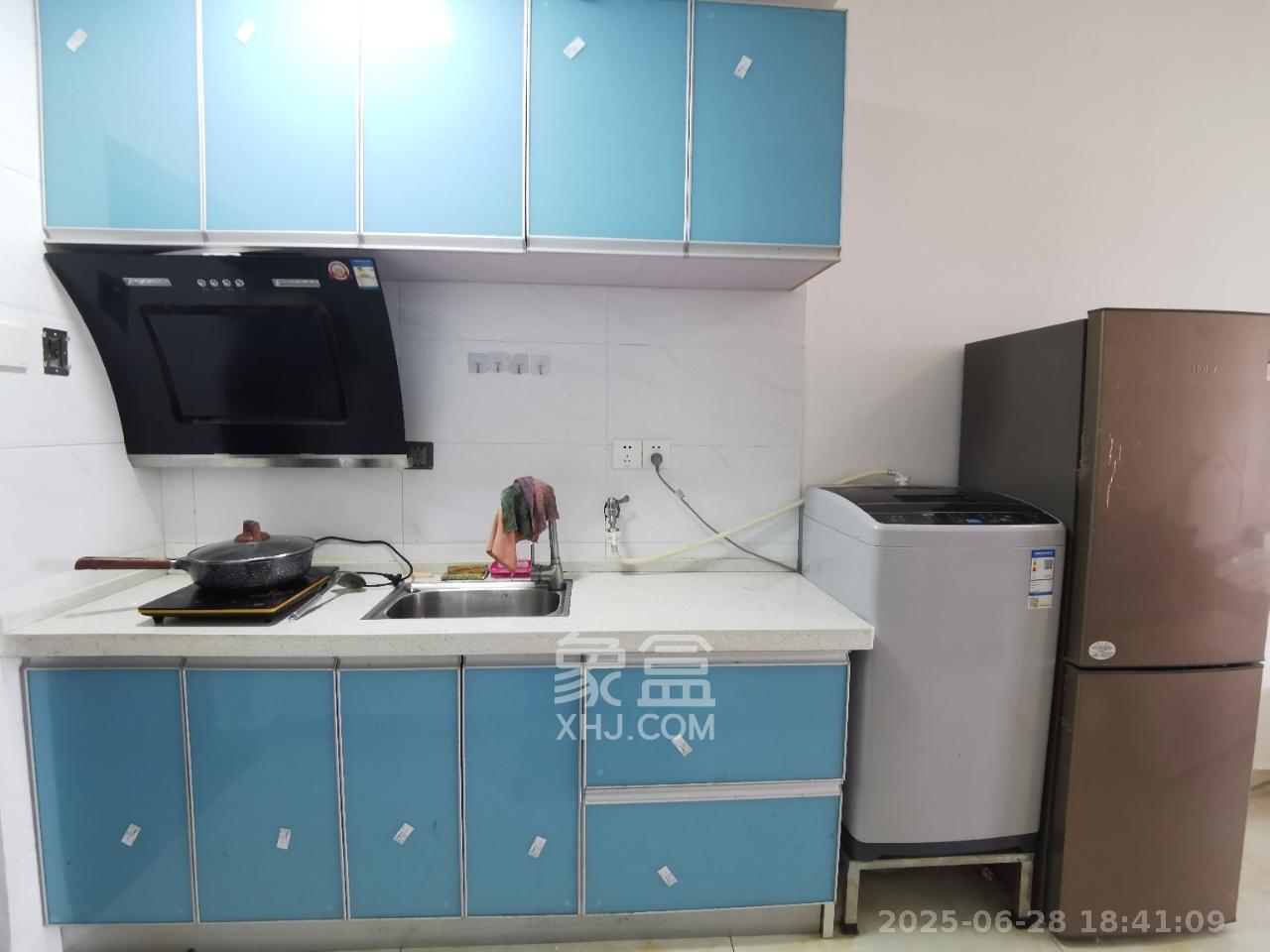 中建芙蓉工社  1室1厅1卫   1200.00元/月室内图