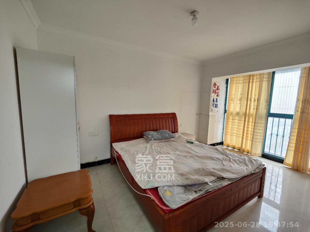 蝴蝶谷 3室2厅1卫 1600.0元/月 蝴蝶谷 3室2厅1卫 1600.0元/月室内图