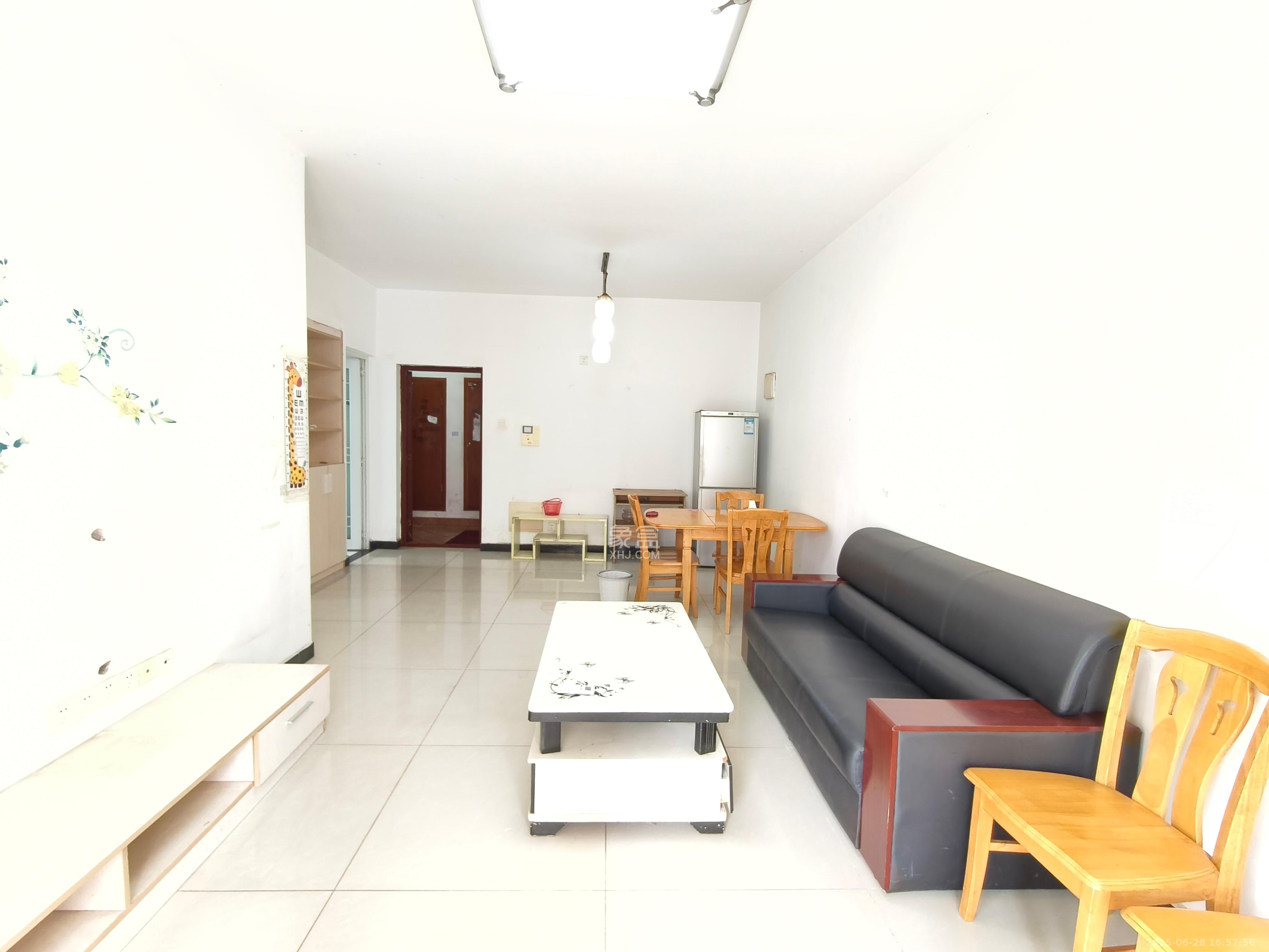 康桥长郡 2室1厅1卫 2800.0元/月 康桥长郡 2室1厅1卫 2800.0元/月室内图