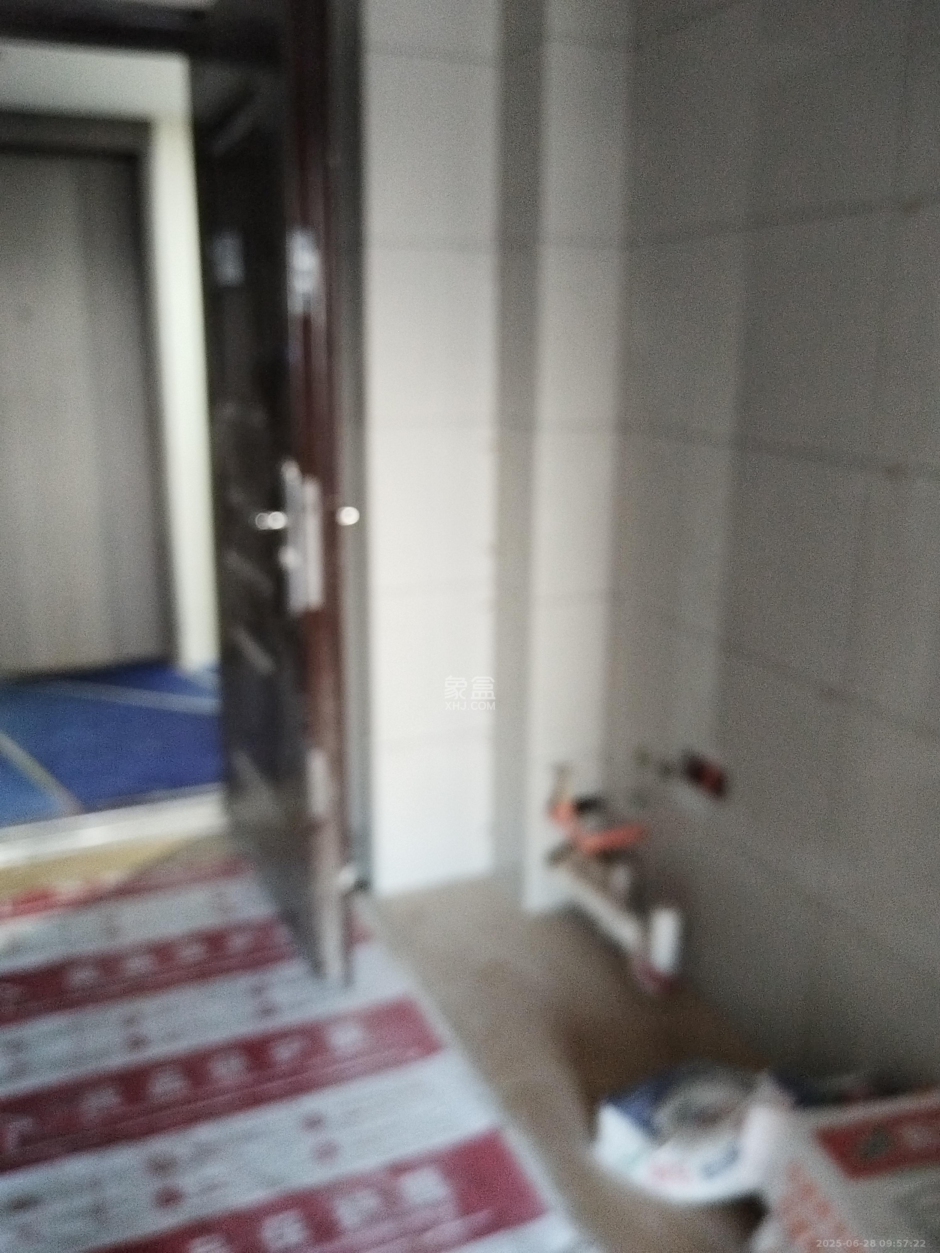 中海珑悦府  1室1厅1卫   1500.00元/月室内图