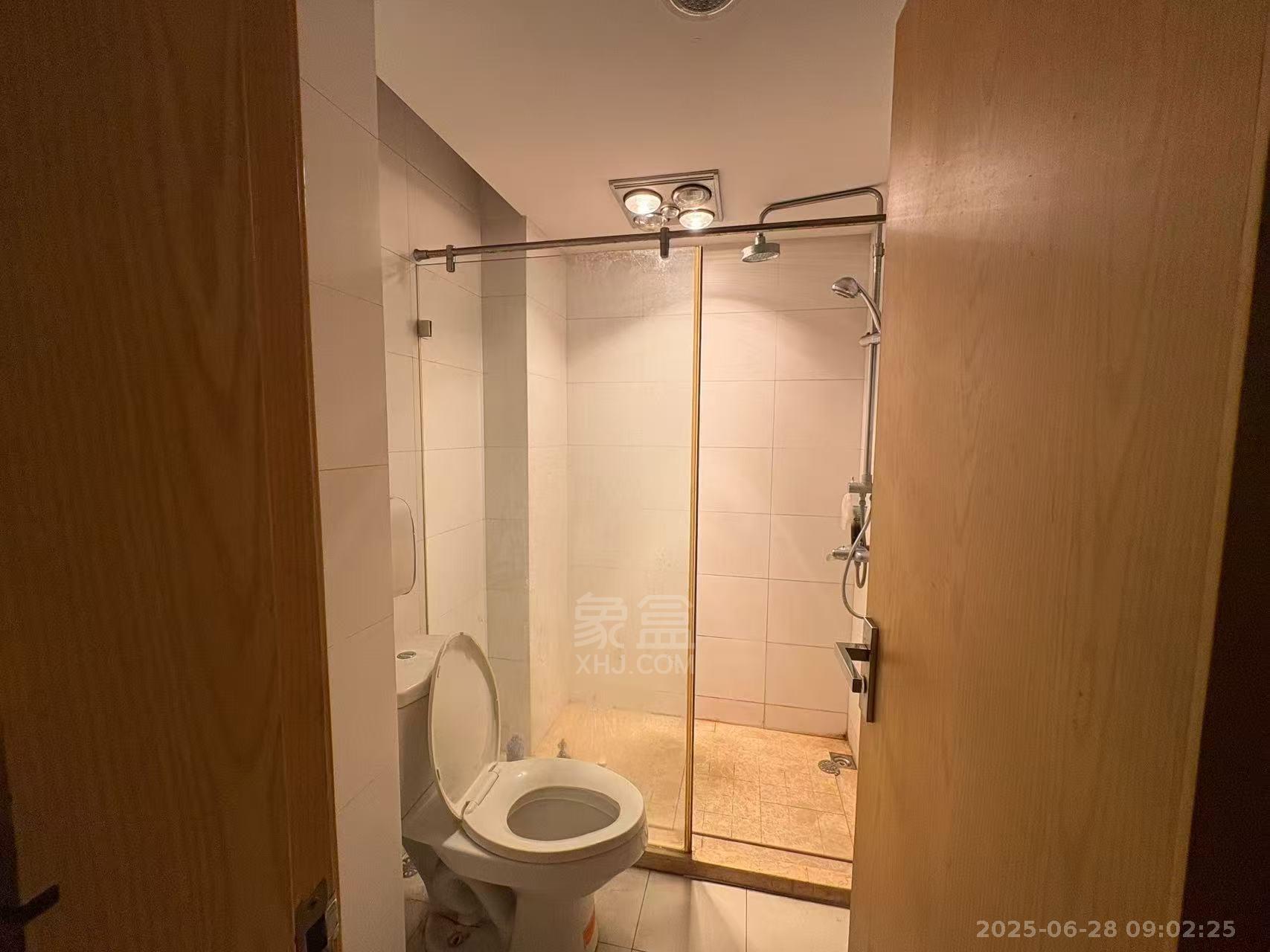 山水国际  2室2厅1卫   1500.00元/月室内图