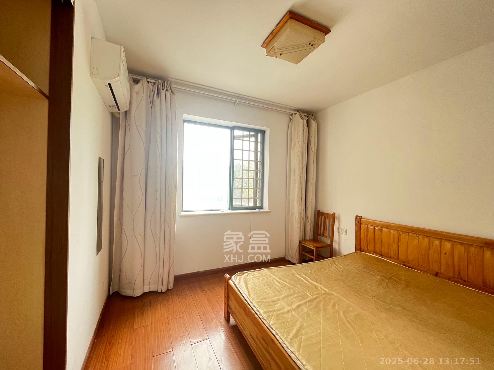 大为时代家园  4室2厅2卫    2000.0元/月 大为时代家园  4室2厅2卫    2000.0元/月室内图