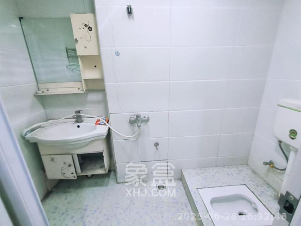怡海星城  1室1厅1卫   800.00元/月室内图