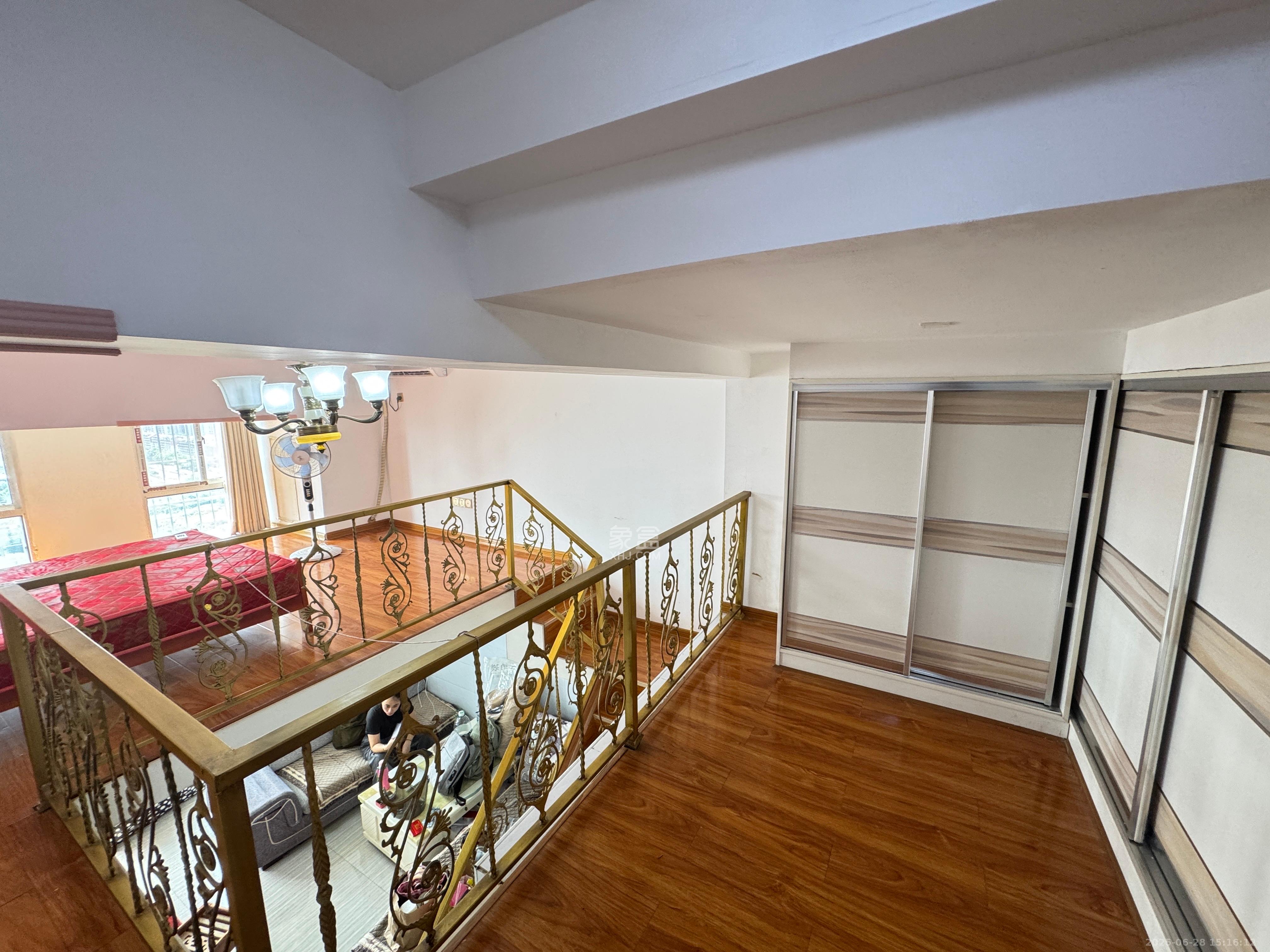 MOMA当代广场  1室1厅1卫    1400.0元/月 MOMA当代广场  1室1厅1卫    1400.0元/月室内图