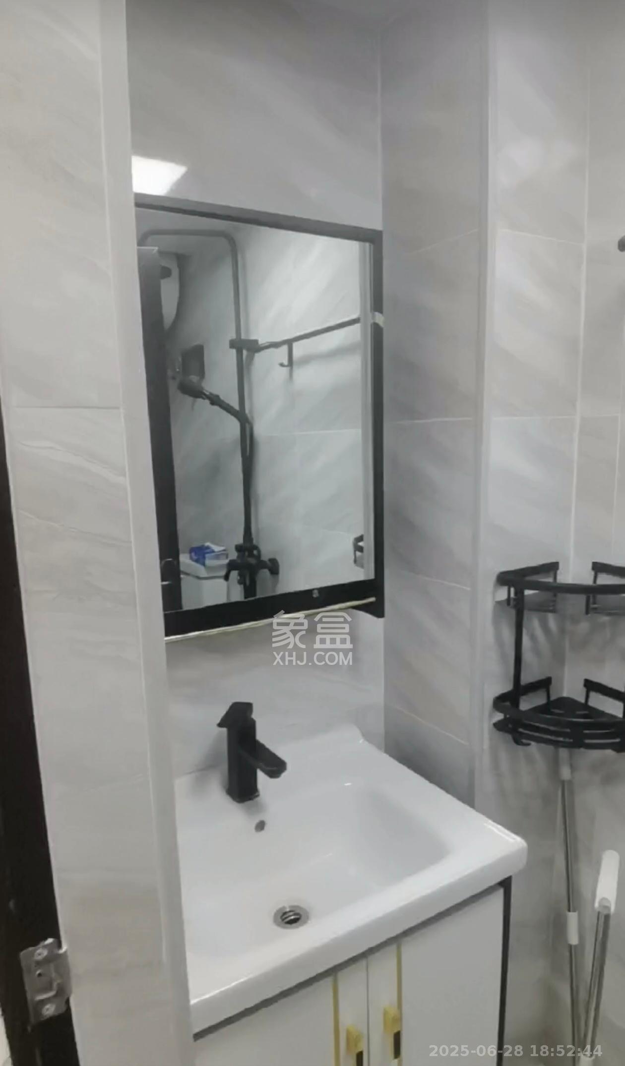 保利香槟国际 1室0厅0卫 1450.0元/月 保利香槟国际 1室0厅0卫 1450.0元/月室内图