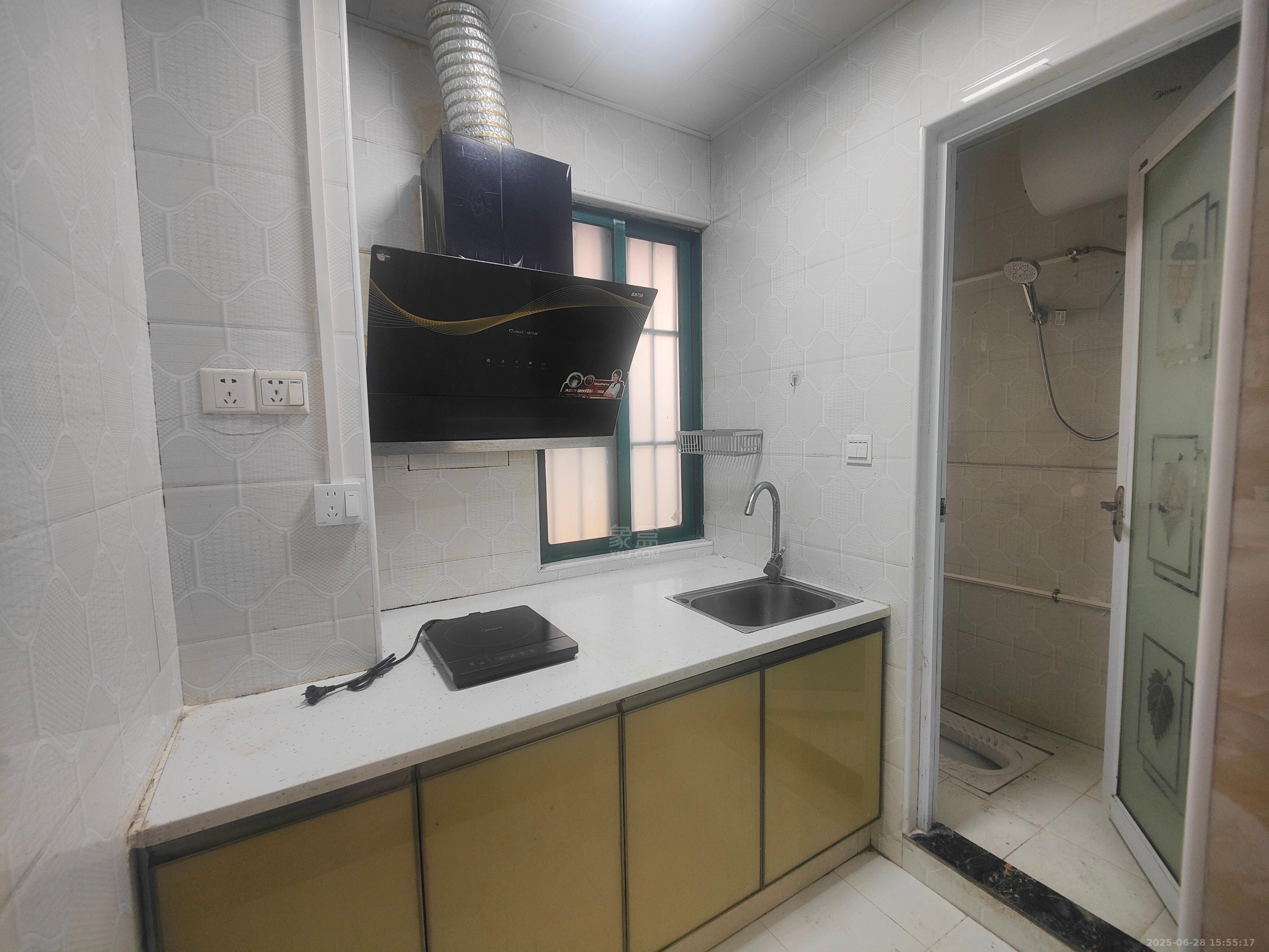 尚格名城1.1期 春江花月 1室1厅1卫 800.0元/月 尚格名城1.1期 春江花月 1室1厅1卫 800.0元/月室内图