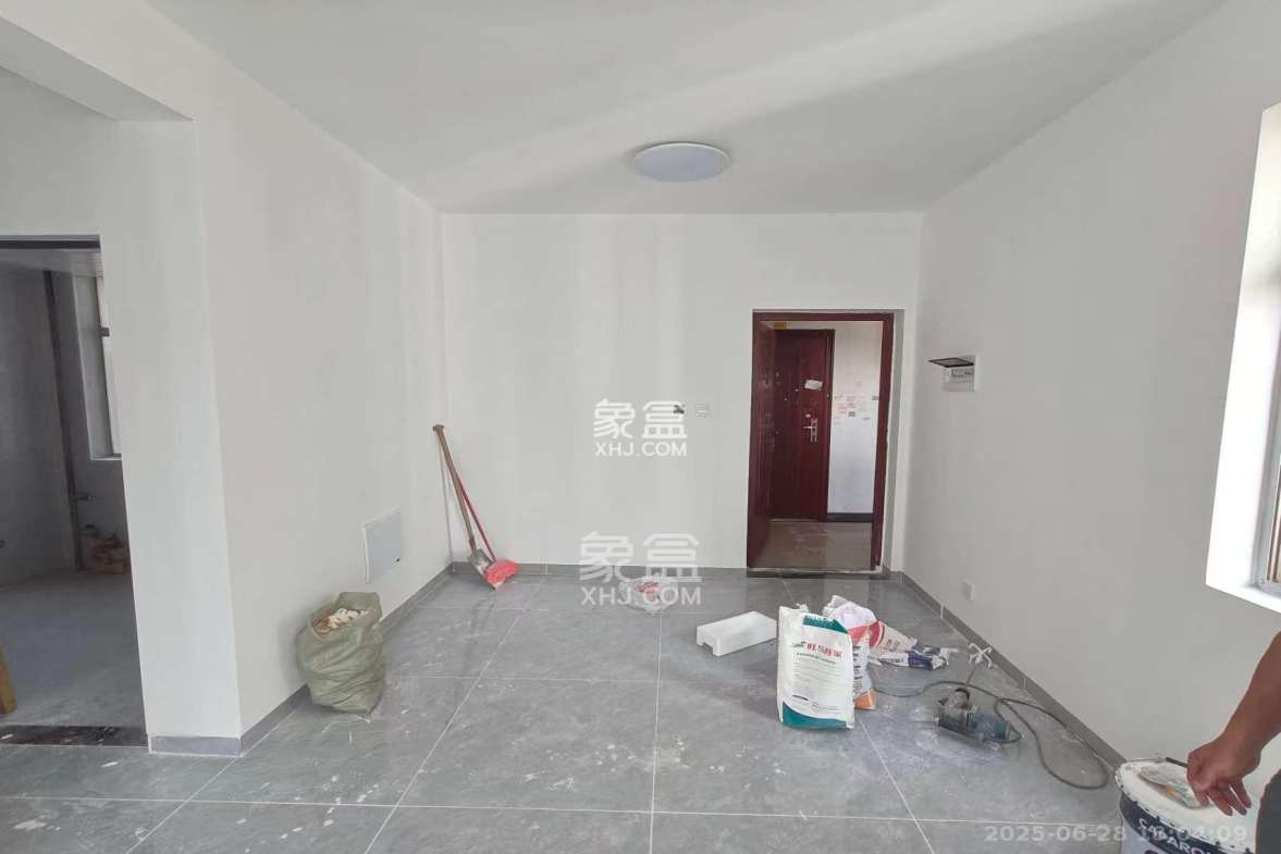 凯通国际城(凯通朝庭) 2室2厅1卫 2800.0元/月 凯通国际城(凯通朝庭) 2室2厅1卫 2800.0元/月室内图