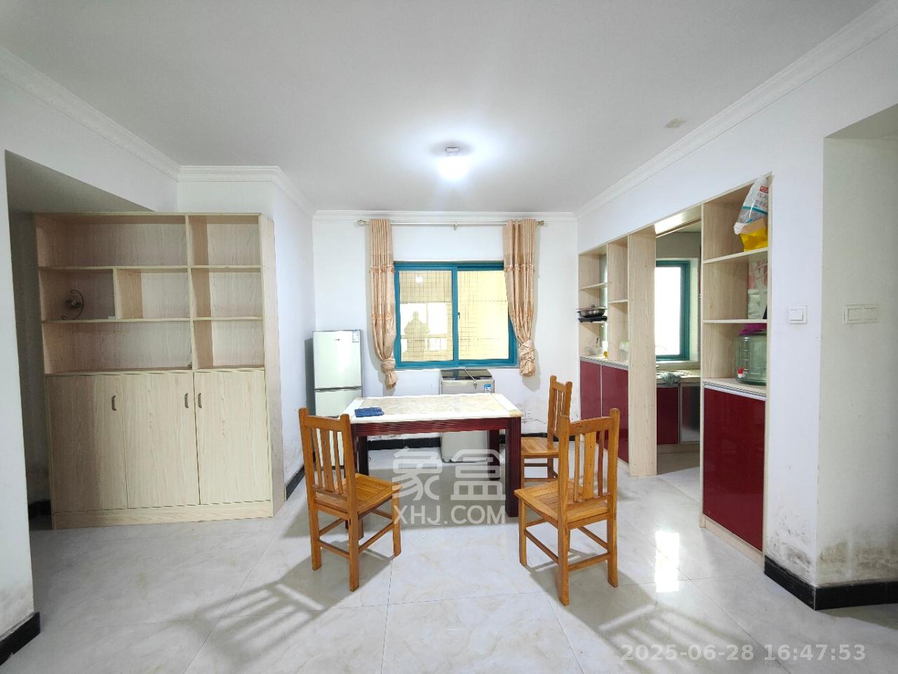 蝴蝶谷 3室2厅1卫 1600.0元/月 蝴蝶谷 3室2厅1卫 1600.0元/月室内图