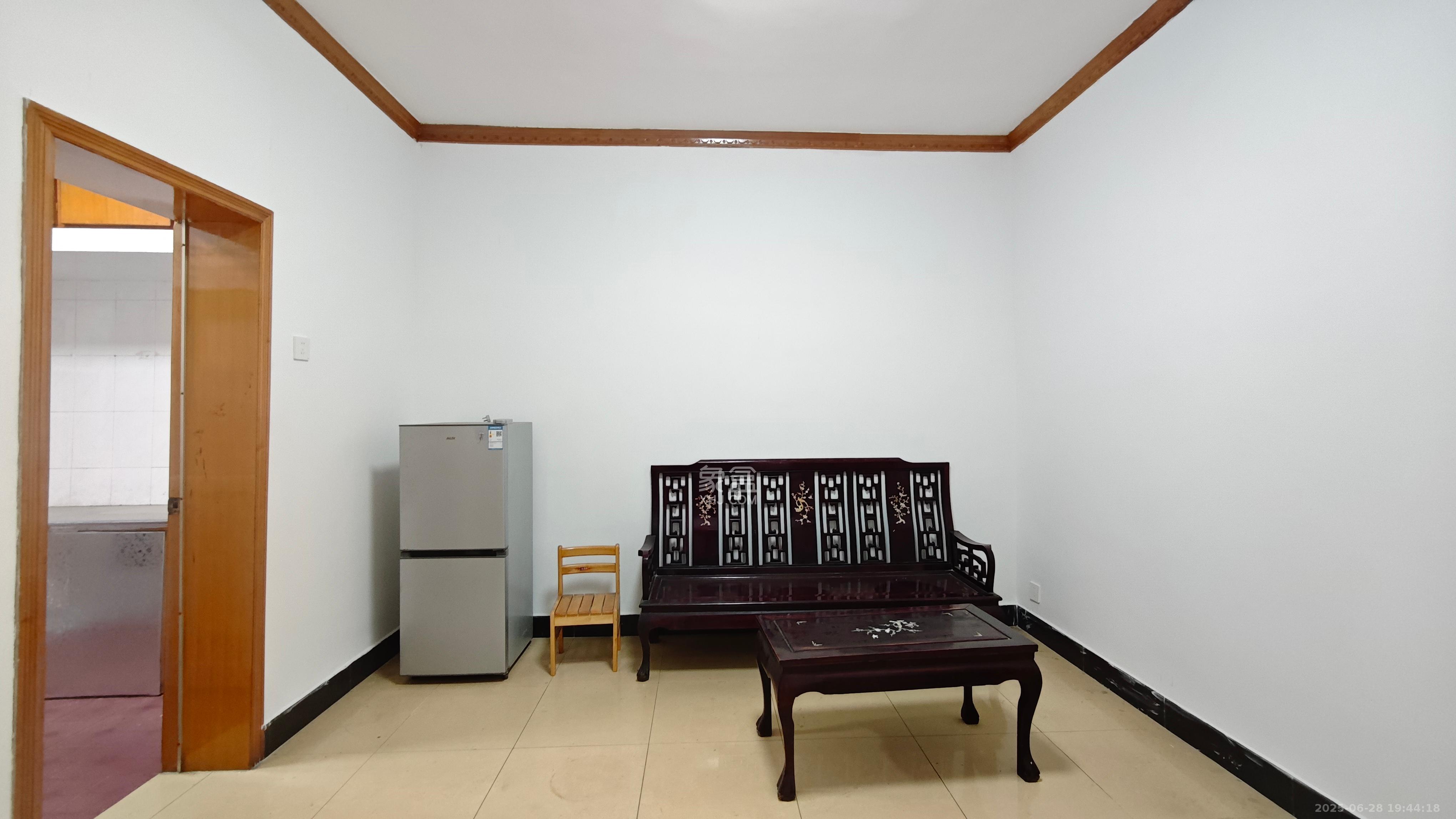 明德北院（湘春小院）  2室1厅1卫   2200.00元/月室内图
