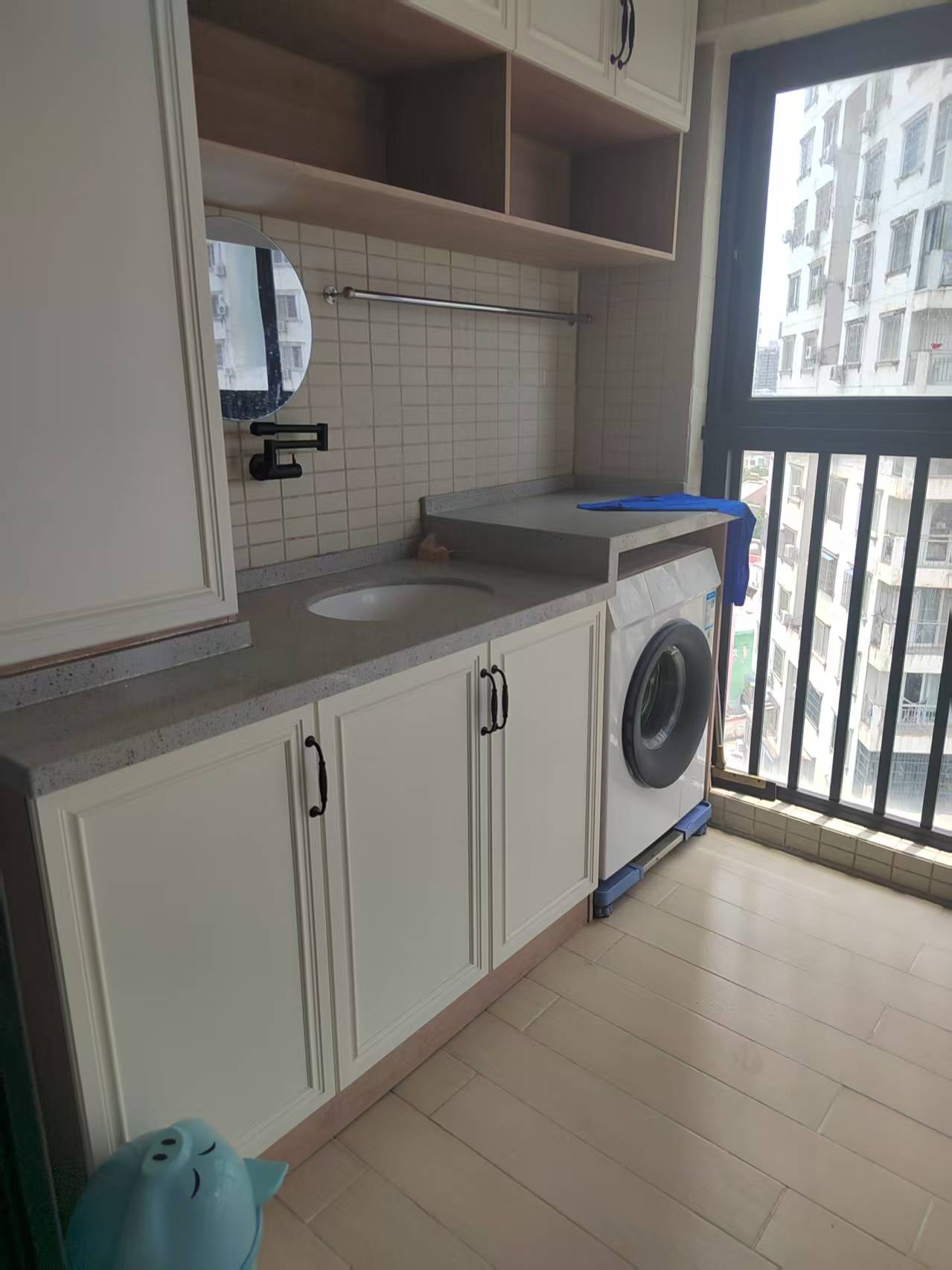 龙昆悦城  2室2厅1卫   2800.00元/月室内图