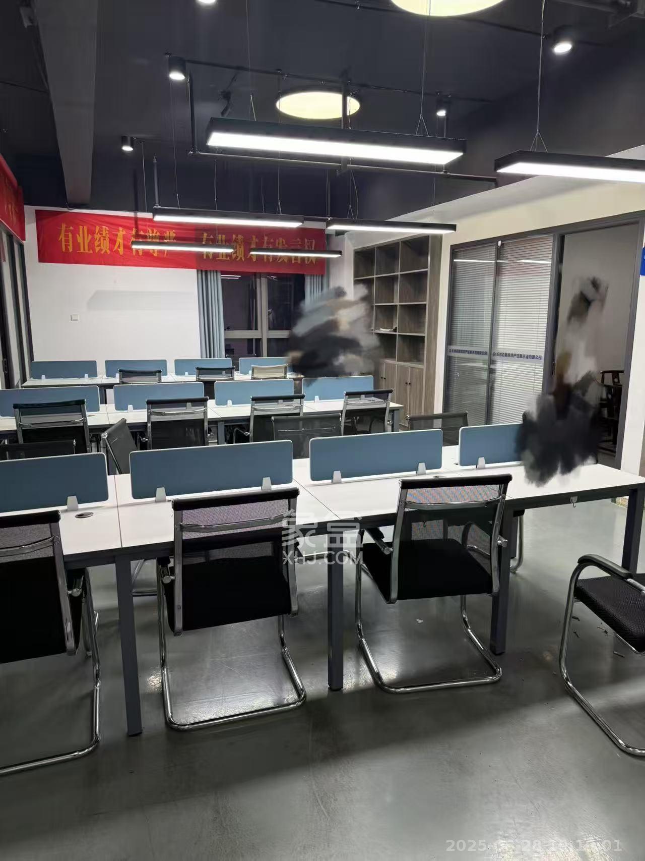 长房时代城   190.0㎡      9800.0元/月