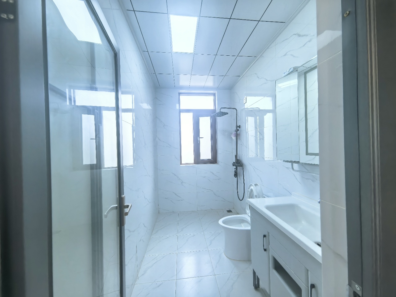 黄金海岸花园 9室2厅4卫 35000.0元/月 黄金海岸花园 9室2厅4卫 35000.0元/月室内图