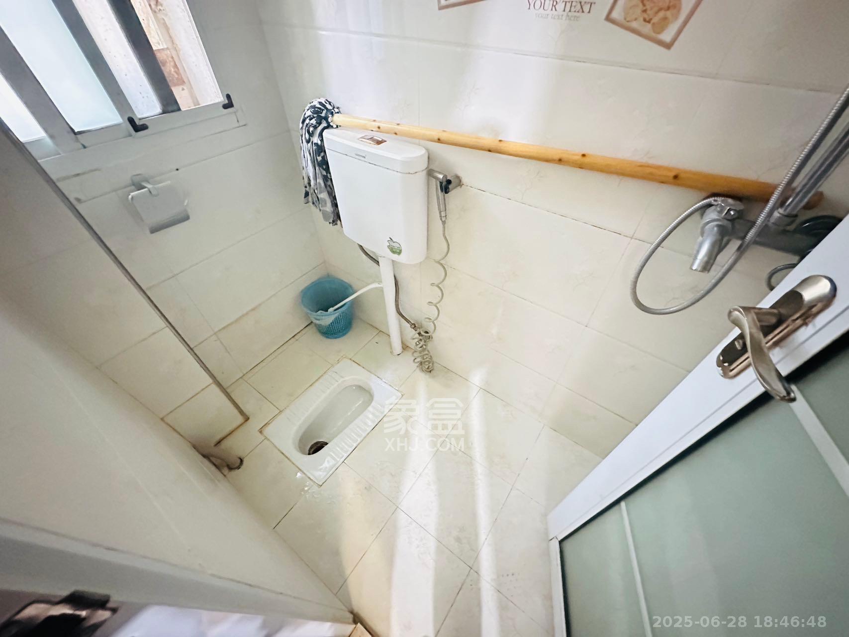 湖南食品药品职业学院(北校区)  2室1厅1卫    1500.0元/月室内图