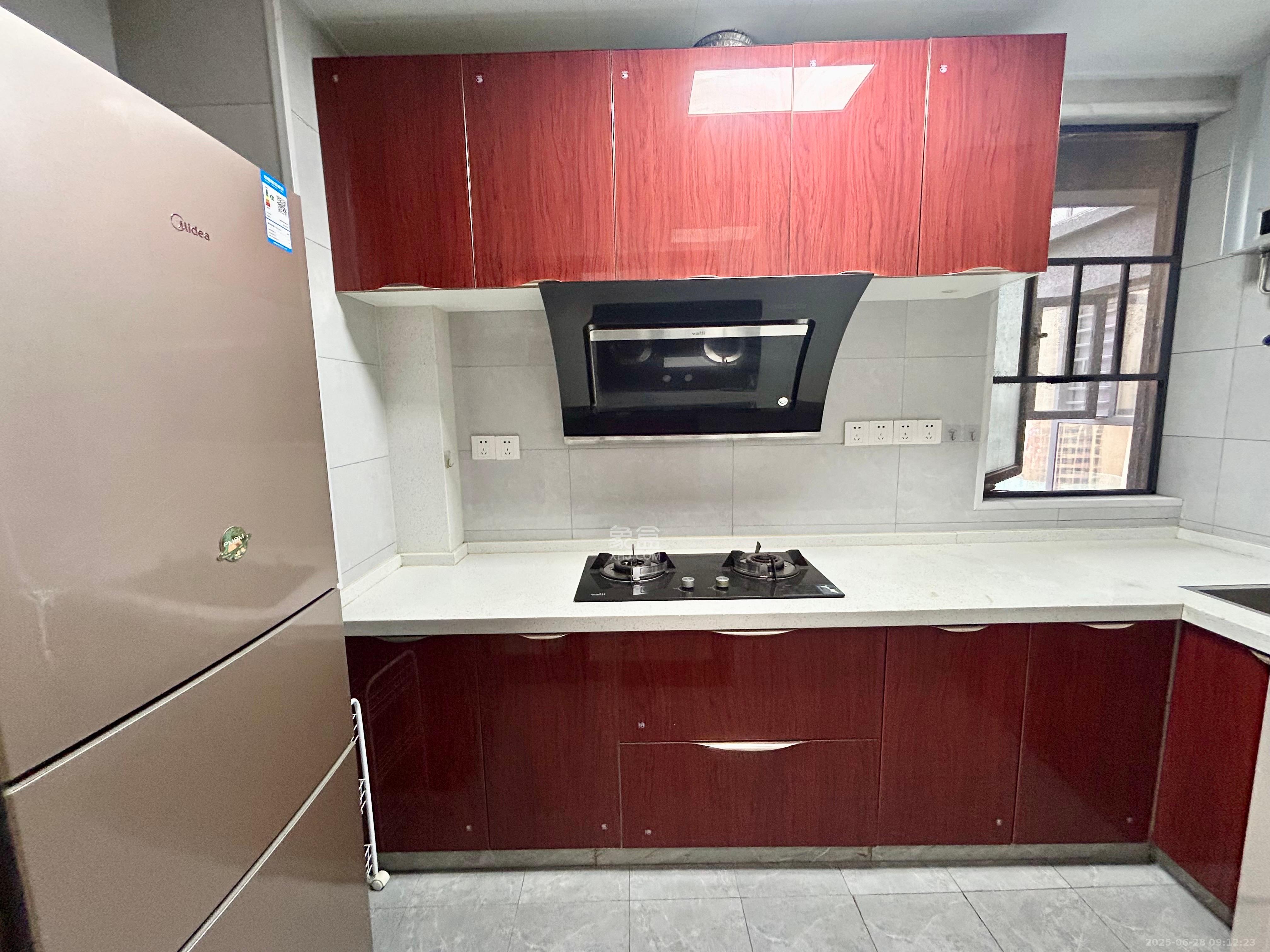 中建悦和城  3室2厅1卫   2600.00元/月室内图