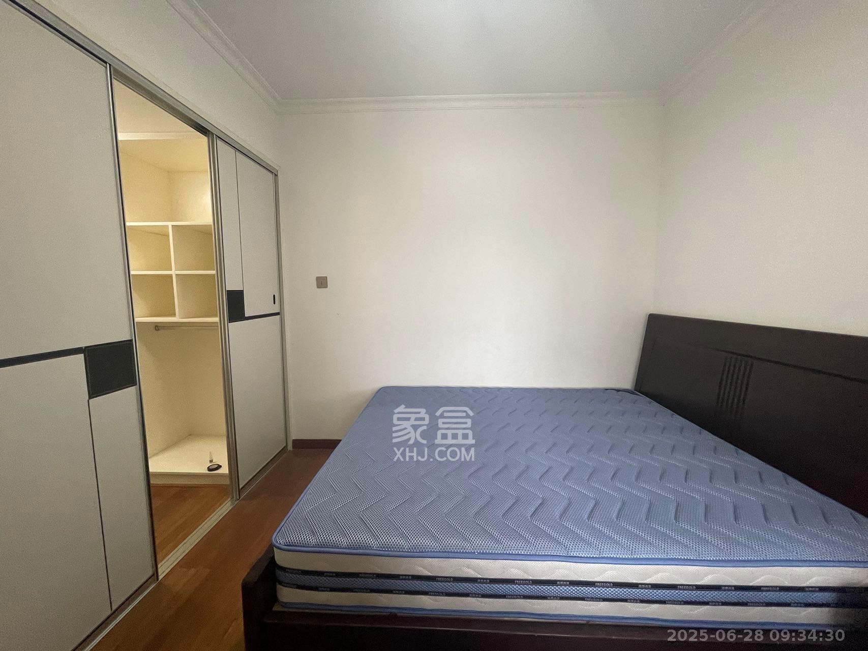 建发中央悦府  3室2厅1卫   3500.00元/月室内图