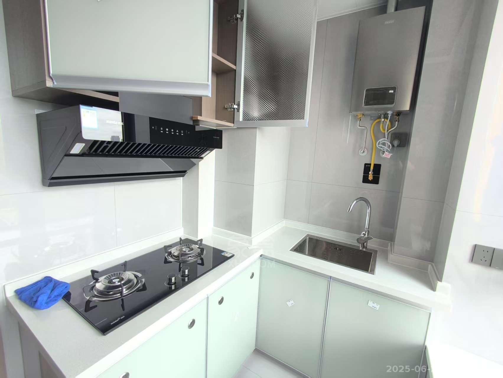 奥园广场 1室0厅0卫 1600.0元/月 奥园广场 1室0厅0卫 1600.0元/月室内图