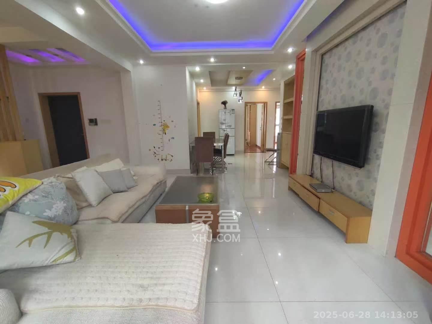 湘江北尚  3室2厅2卫   2800.00元/月室内图