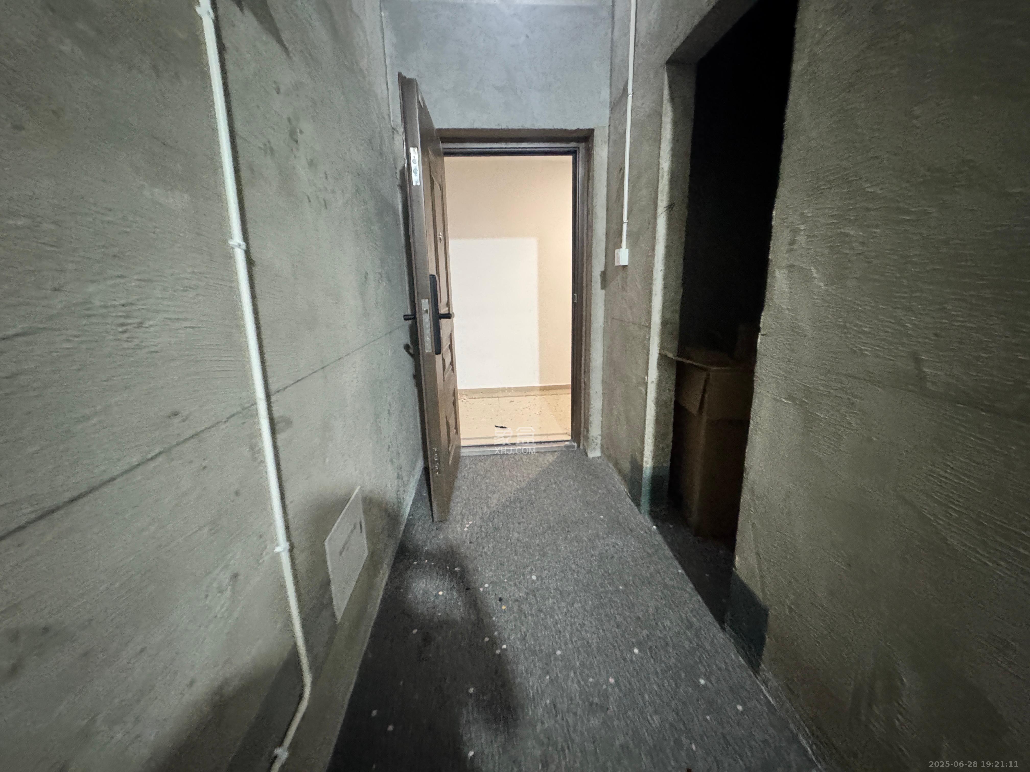 奥克斯滨仕花园(奥克斯洋湖广场/奥克斯中心) 1室0厅1卫 1600.0元/月 奥克斯滨仕花园(奥克斯洋湖广场/奥克斯中心) 1室0厅1卫 1600.0元/月室内图