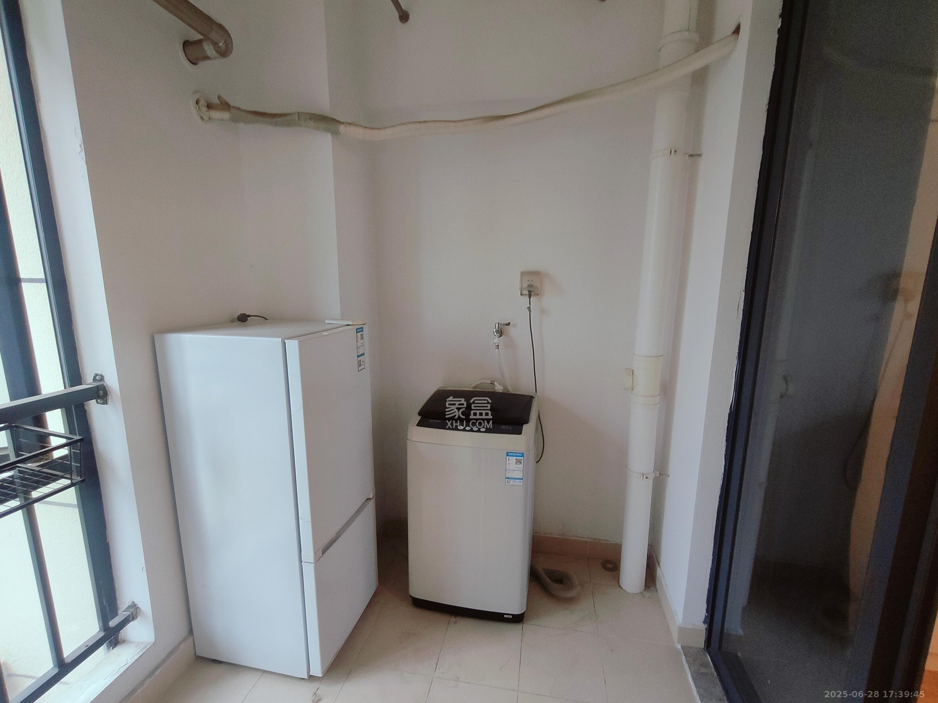 荣泰广场  1室1厅1卫    1300.0元/月室内图