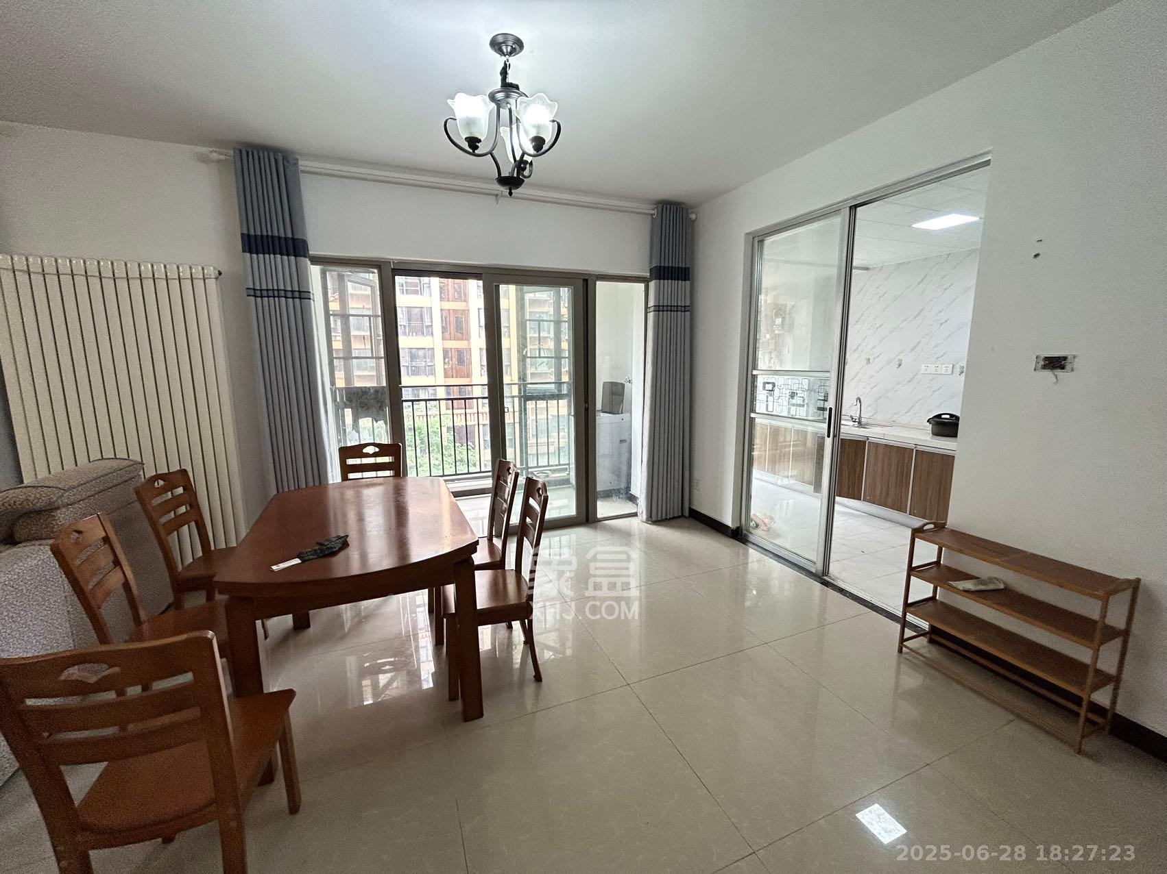 怡海星城 3室2厅2卫 2000.0元/月 怡海星城 3室2厅2卫 2000.0元/月室内图