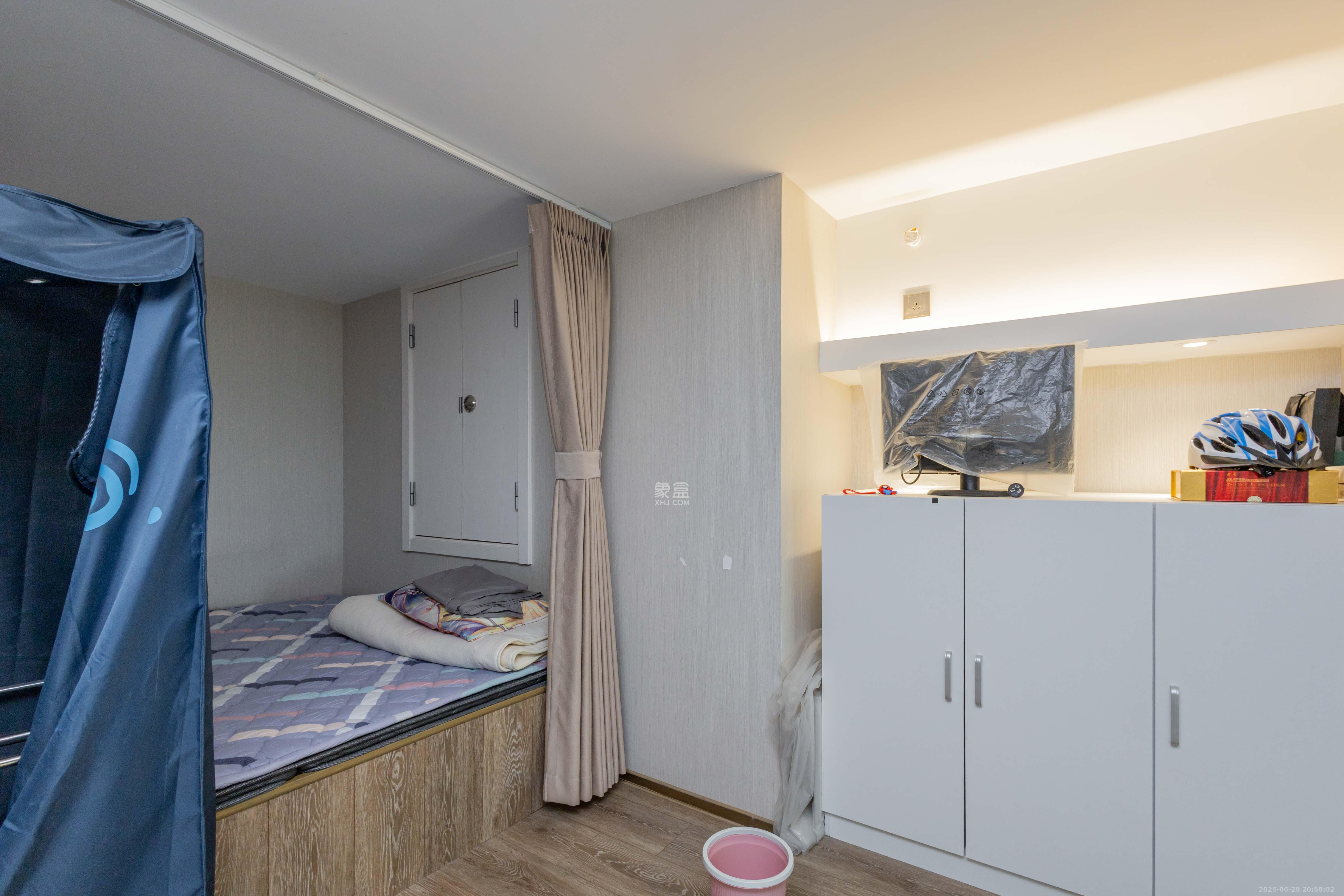 华远海蓝郡  2室2厅1卫    25.0万 华远海蓝郡  2室2厅1卫    25.0万卧室