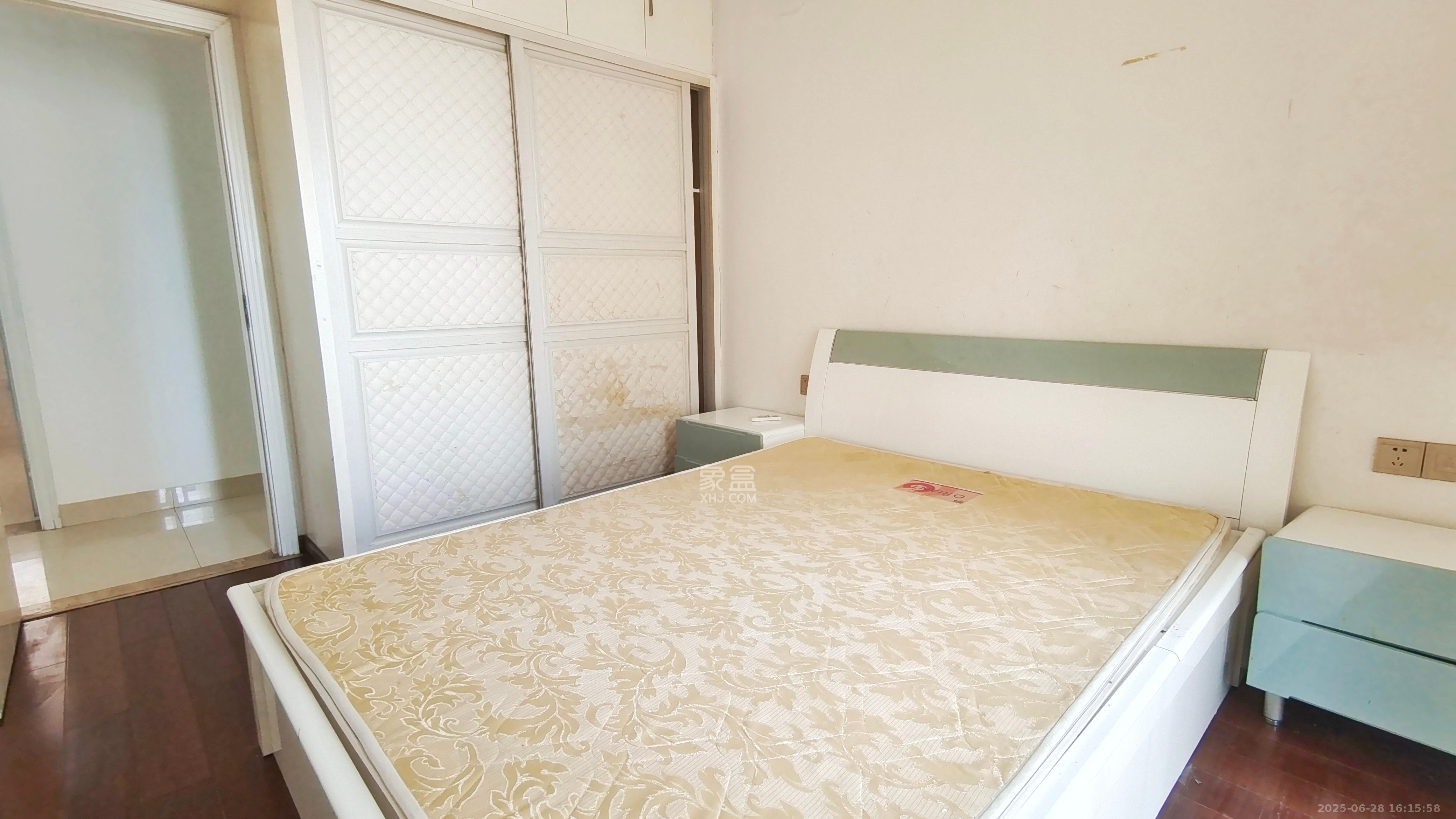 江河双水湾  3室2厅2卫   2500.00元/月室内图
