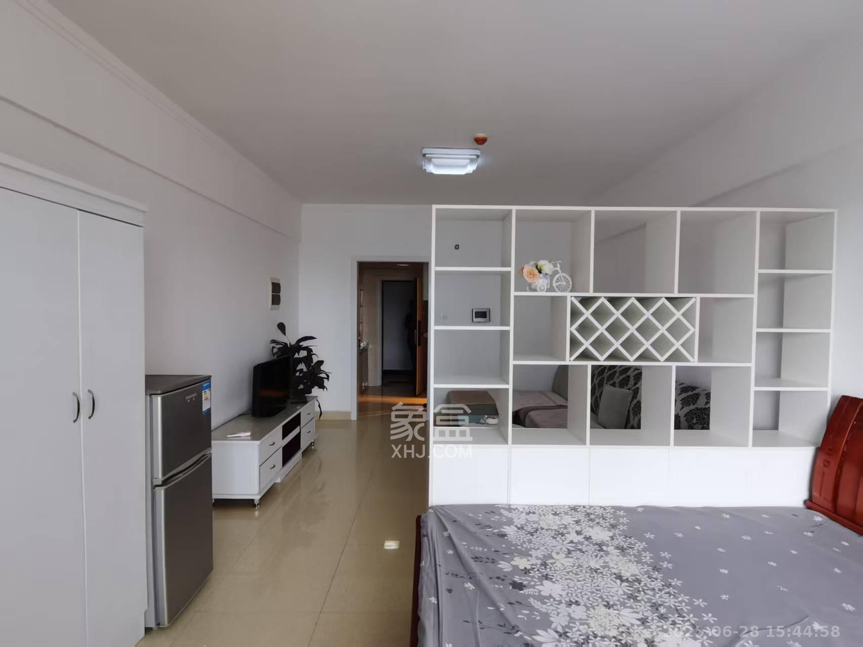 西子一间 1室1厅1卫 1600.0元/月 西子一间 1室1厅1卫 1600.0元/月室内图