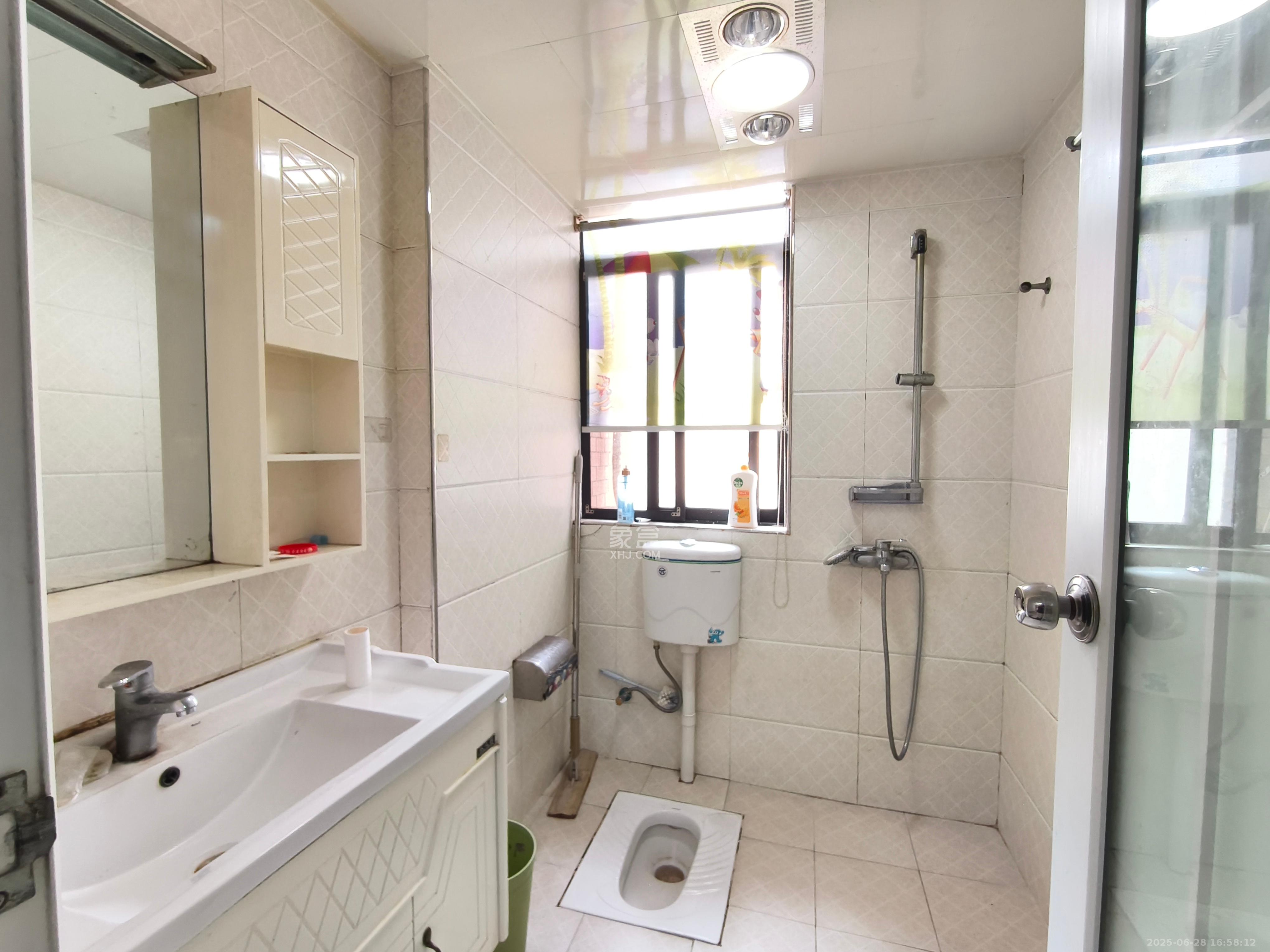 康桥长郡 2室1厅1卫 2800.0元/月 康桥长郡 2室1厅1卫 2800.0元/月室内图