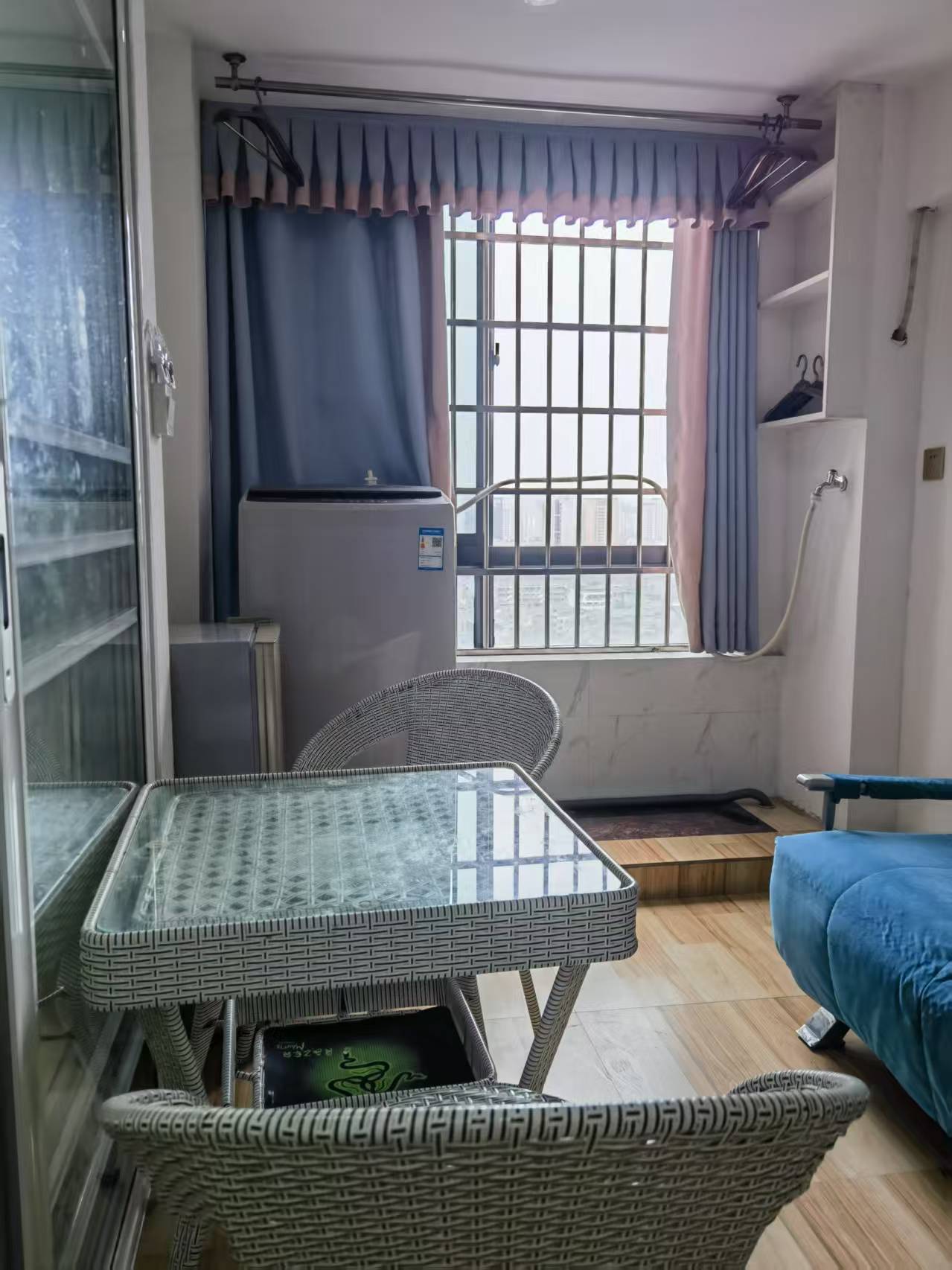 东方曼哈顿 1室1厅1卫 1300.0元/月 东方曼哈顿 1室1厅1卫 1300.0元/月室内图