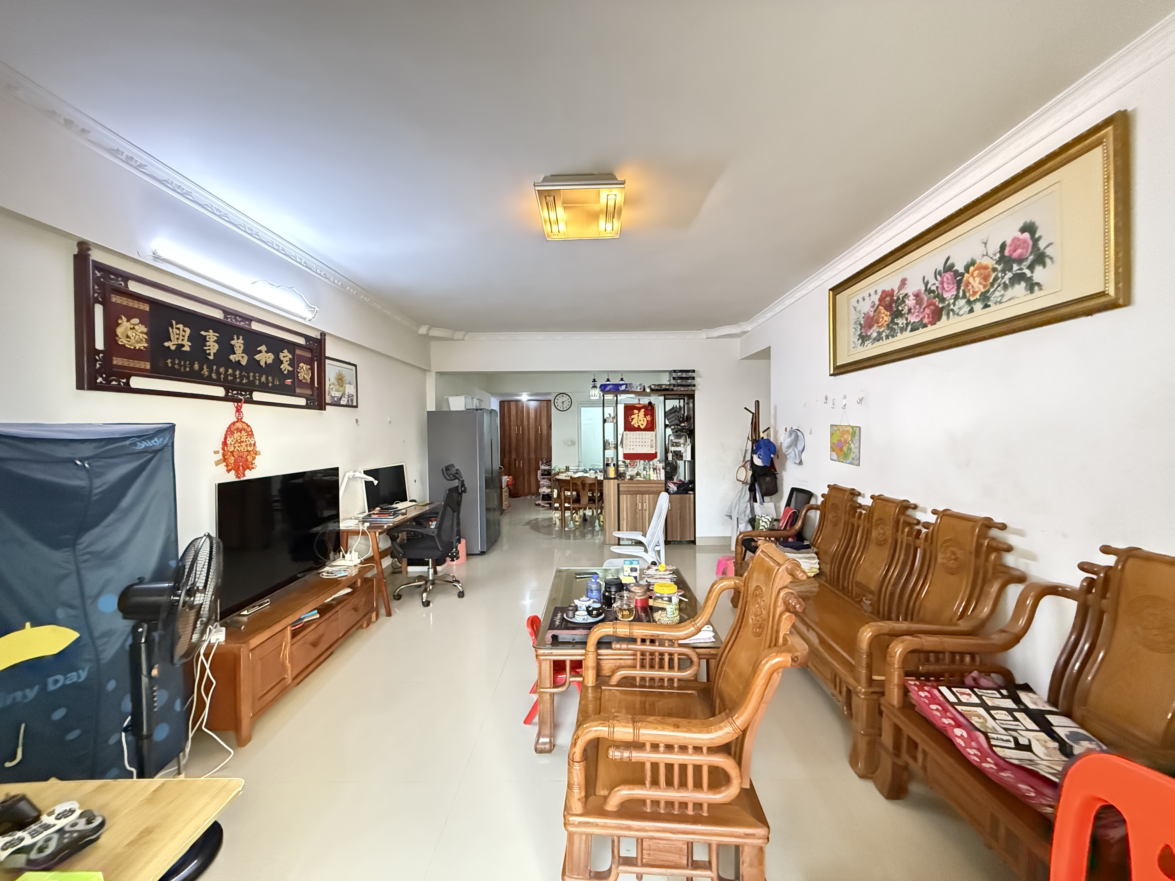 八一新村  3室2厅2卫    183.0万 八一新村  3室2厅2卫    183.0万室内图