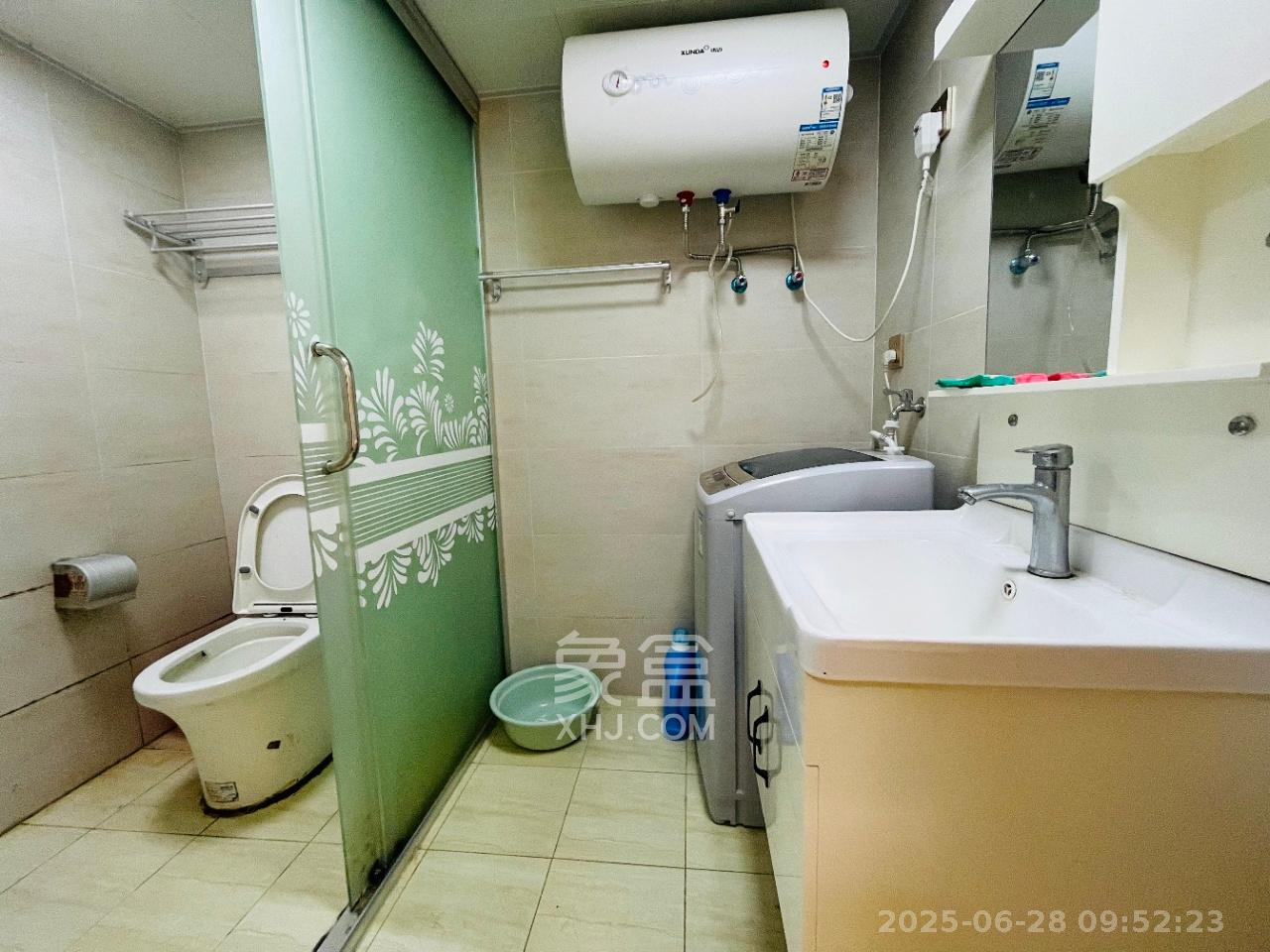 蓝湾国际广场  1室1厅1卫   1800.00元/月室内图