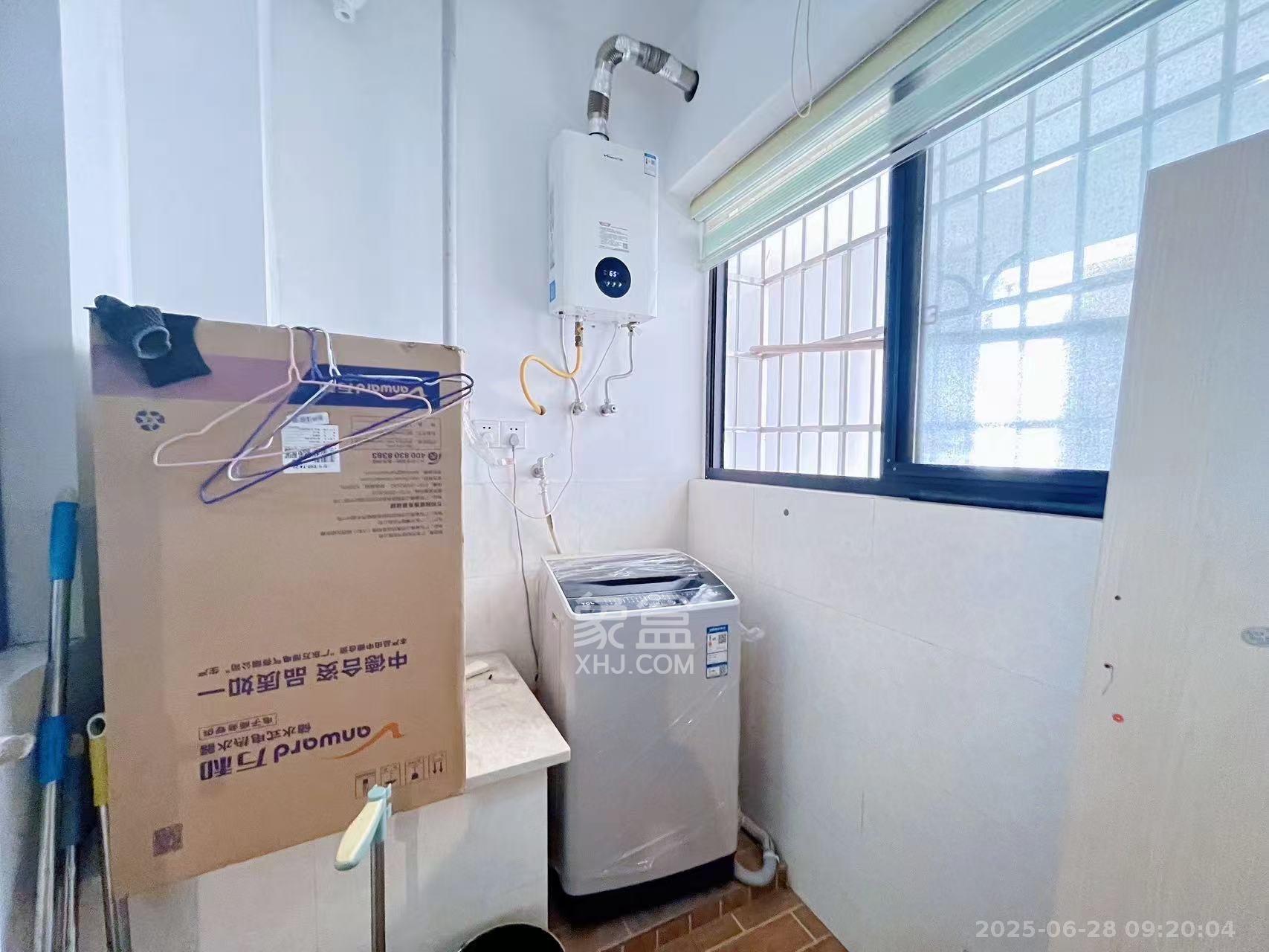达美D6区  3室1厅2卫    2800.0元/月室内图