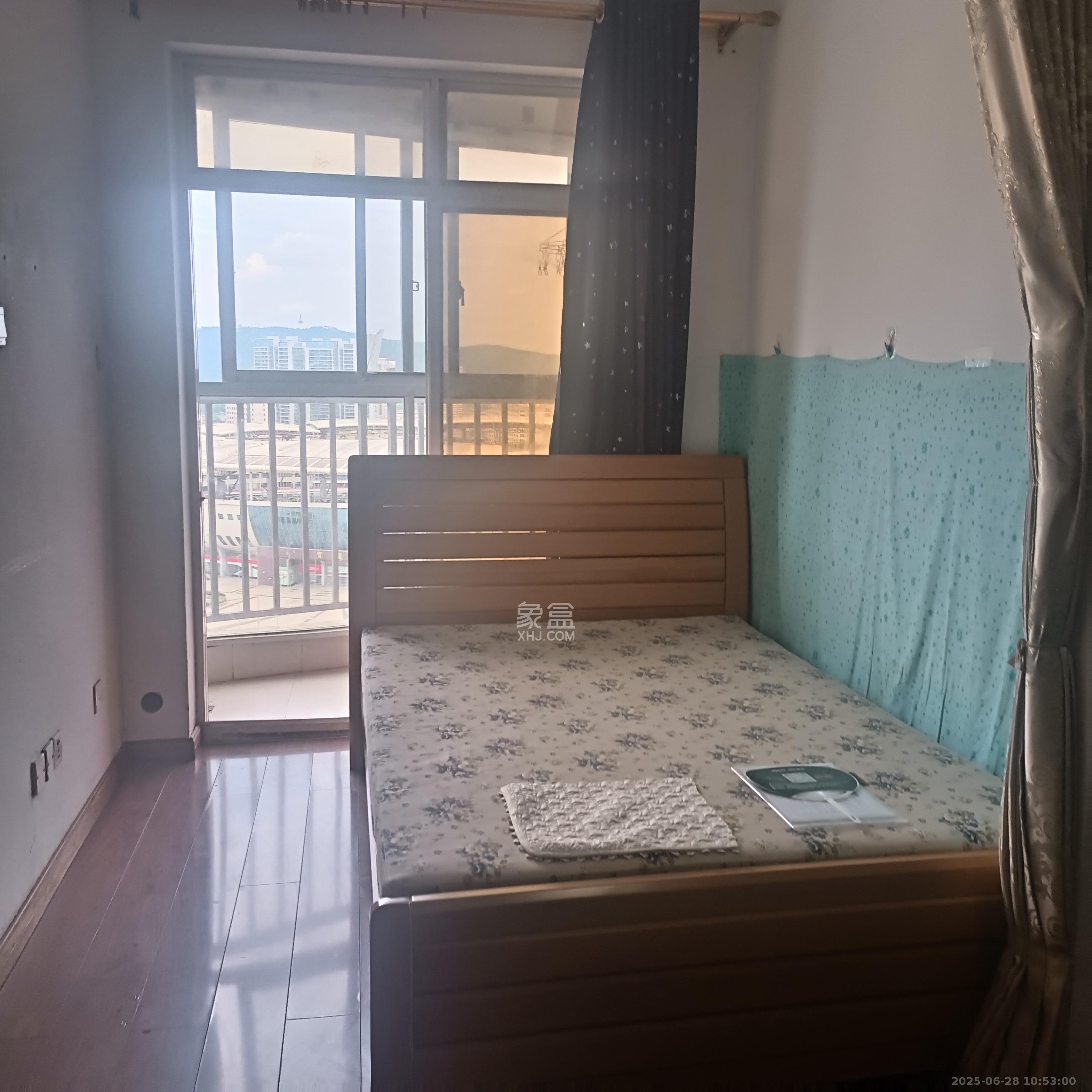 芙蓉公馆 2室1厅1卫 2300.0元/月 芙蓉公馆 2室1厅1卫 2300.0元/月室内图