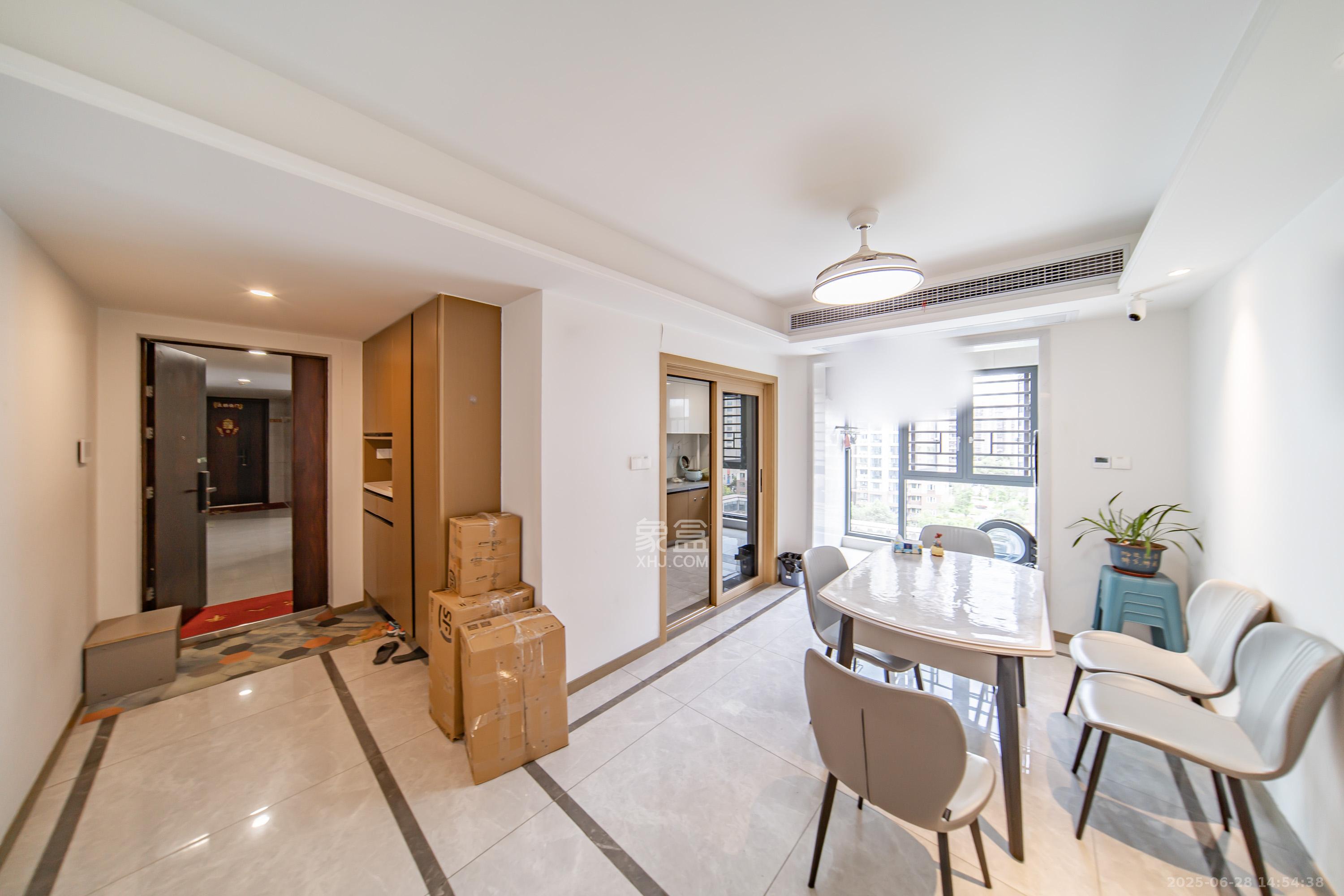 城发恒伟星雅韵(恒伟星辉苑)  4室2厅2卫    208.0万 城发恒伟星雅韵(恒伟星辉苑)  4室2厅2卫    208.0万其他