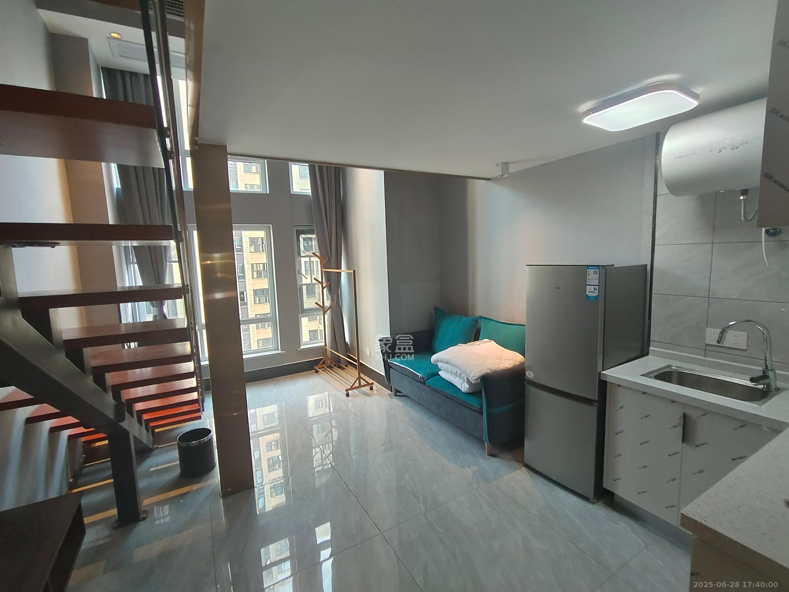 金地铂悦 1室0厅0卫 1800.0元/月 金地铂悦 1室0厅0卫 1800.0元/月室内图