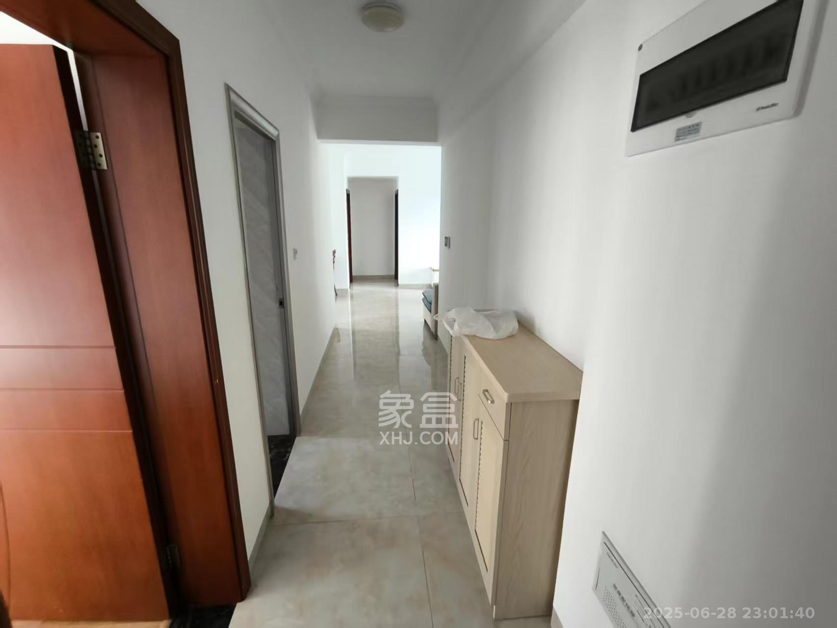 梅溪鑫苑名家 3室2厅2卫 2800.0元/月 梅溪鑫苑名家 3室2厅2卫 2800.0元/月室内图