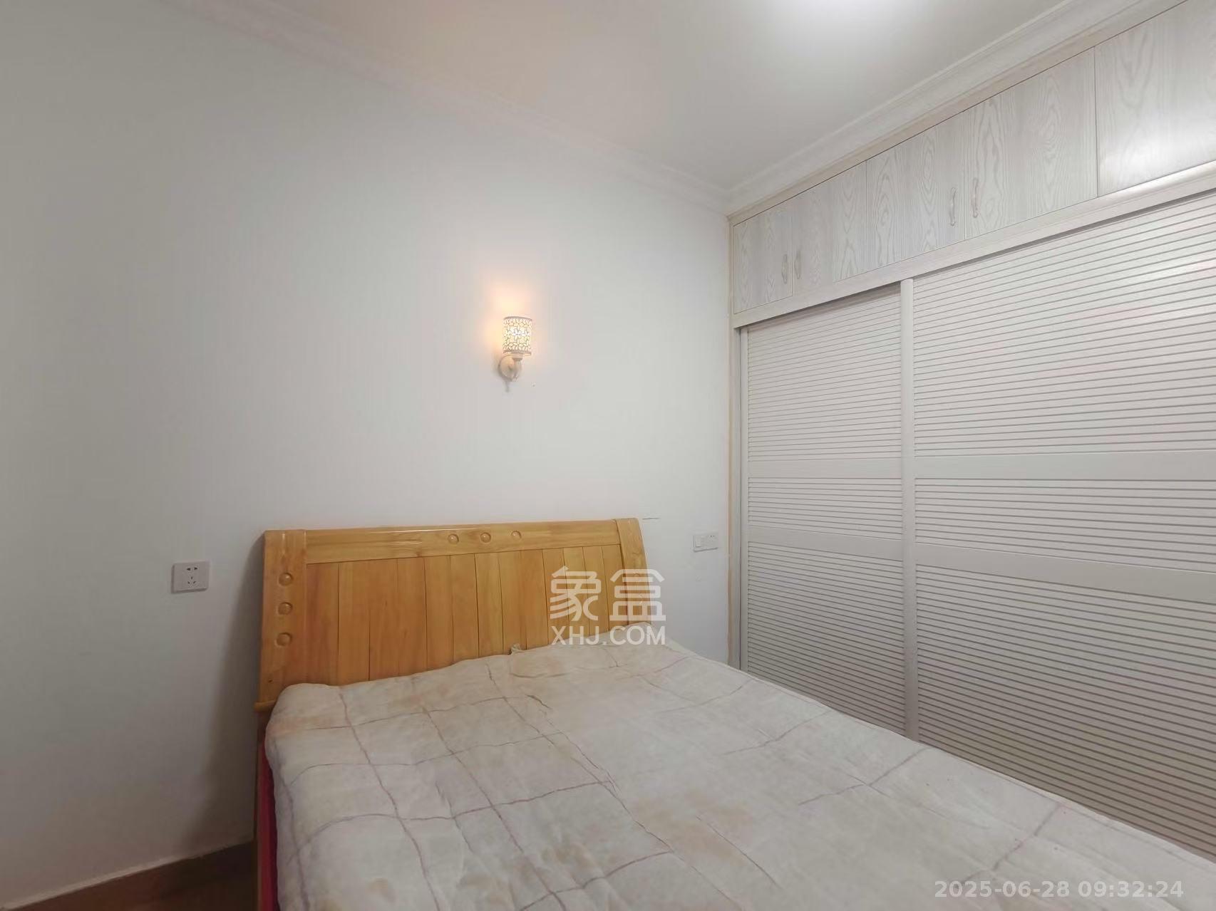 森林城  2室1厅1卫   1850.00元/月室内图