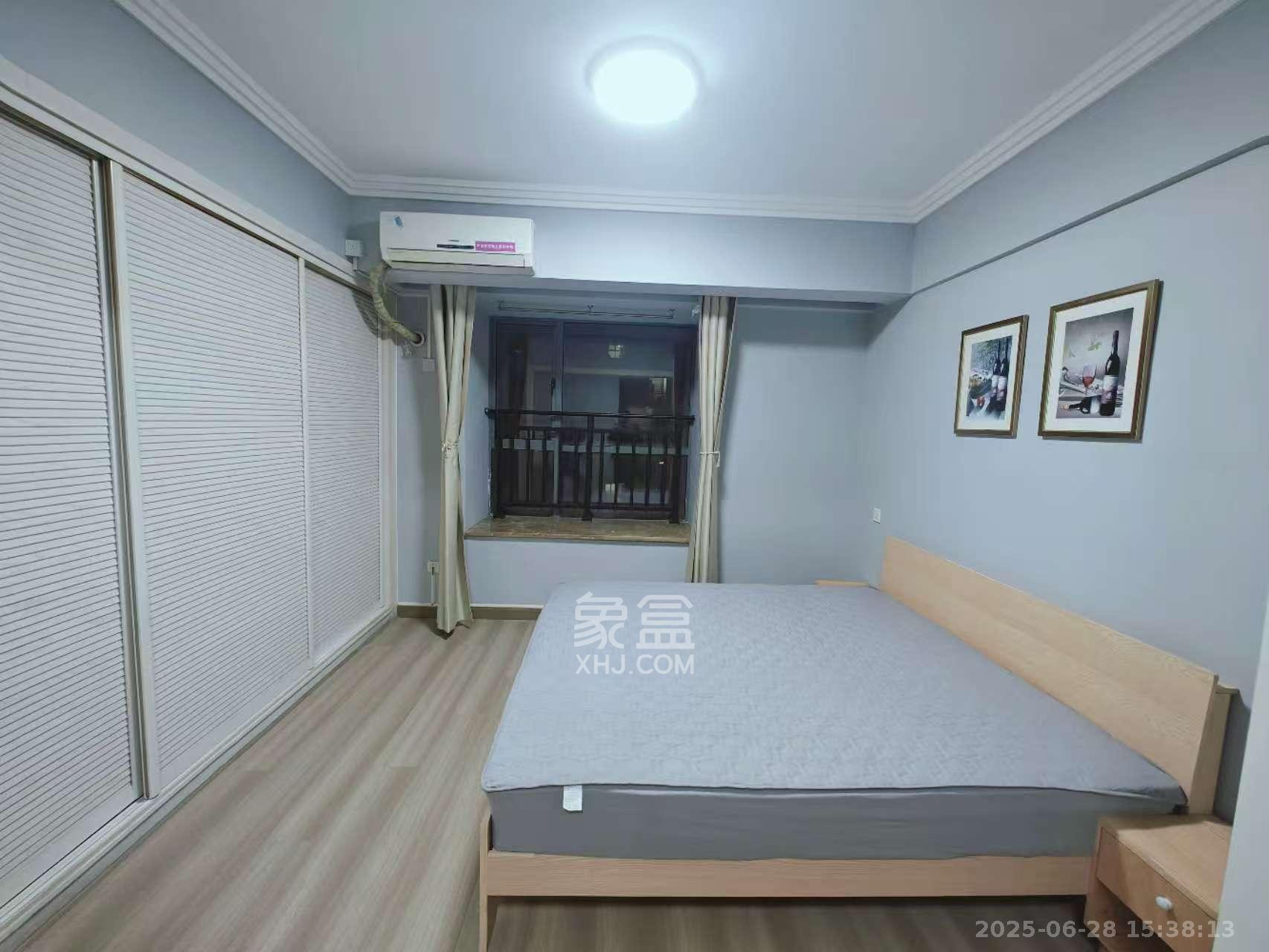 西子一间  1室1厅1卫   1600.00元/月室内图