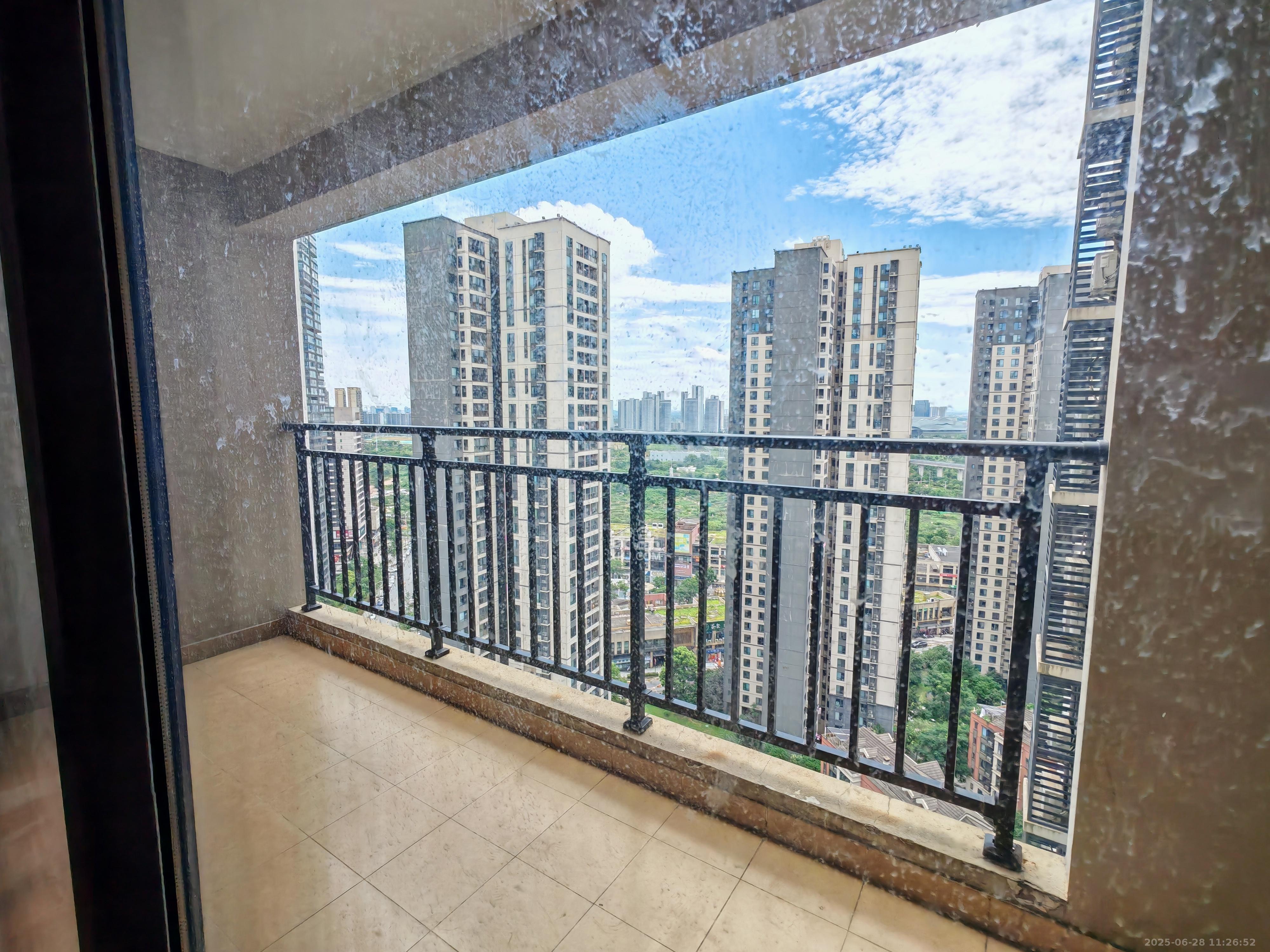 万科魅力之城非凡里 3室2厅2卫 2500.0元/月 万科魅力之城非凡里 3室2厅2卫 2500.0元/月室内图