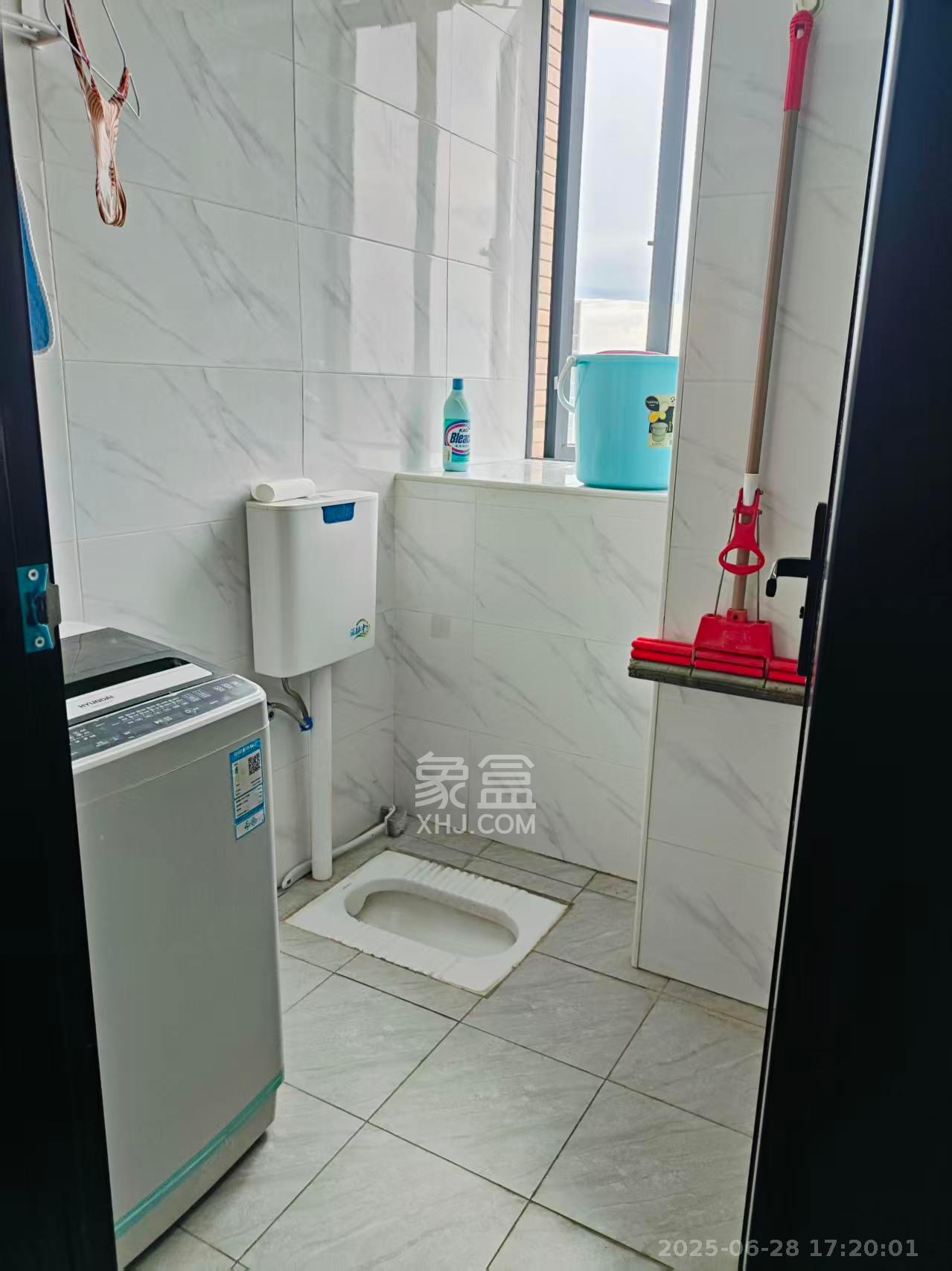 西子湖畔沃府  2室1厅1卫   2100.00元/月室内图