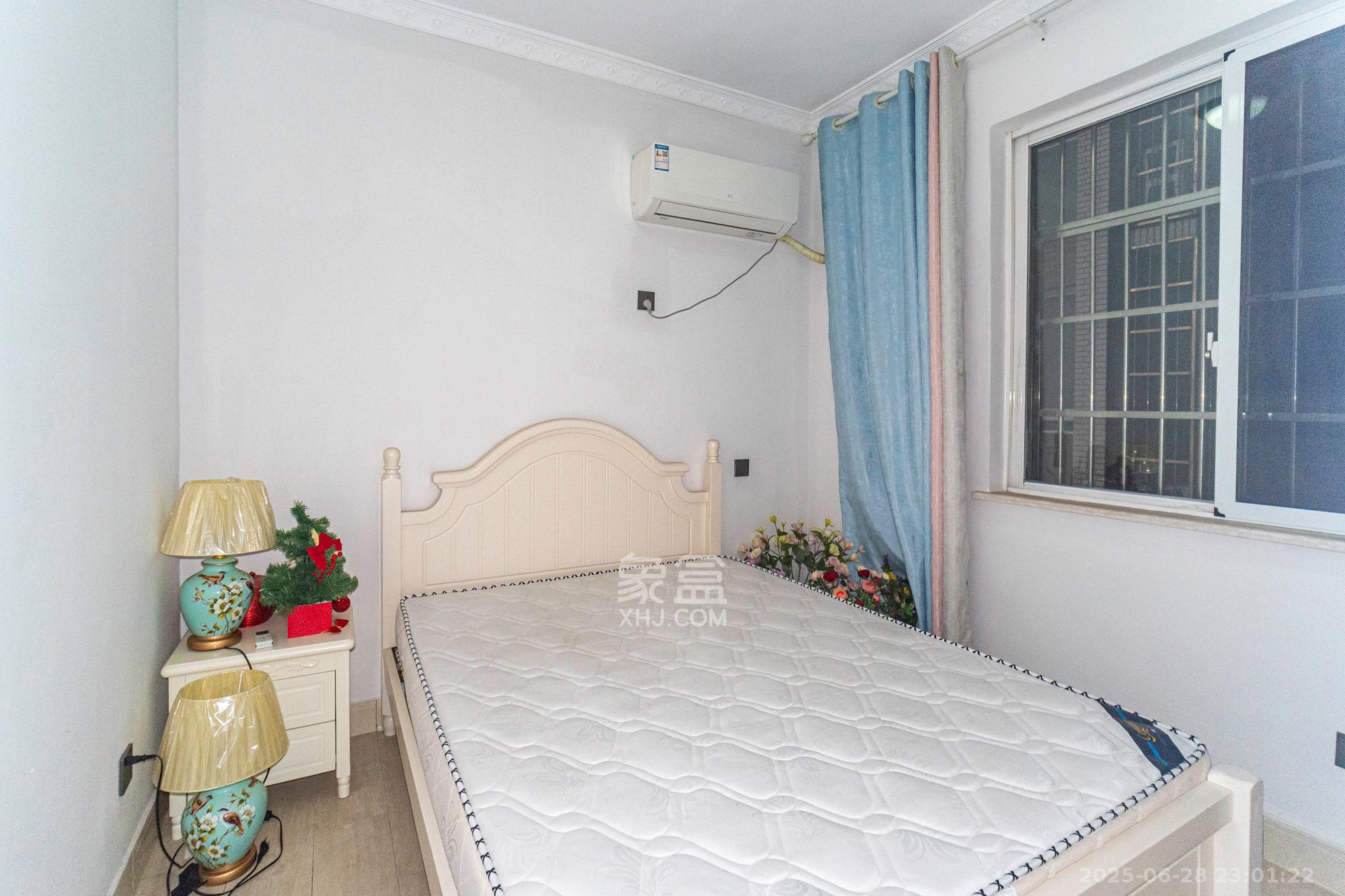 紫晶城 3室2厅1卫 63.8万 紫晶城 3室2厅1卫 63.8万卧室