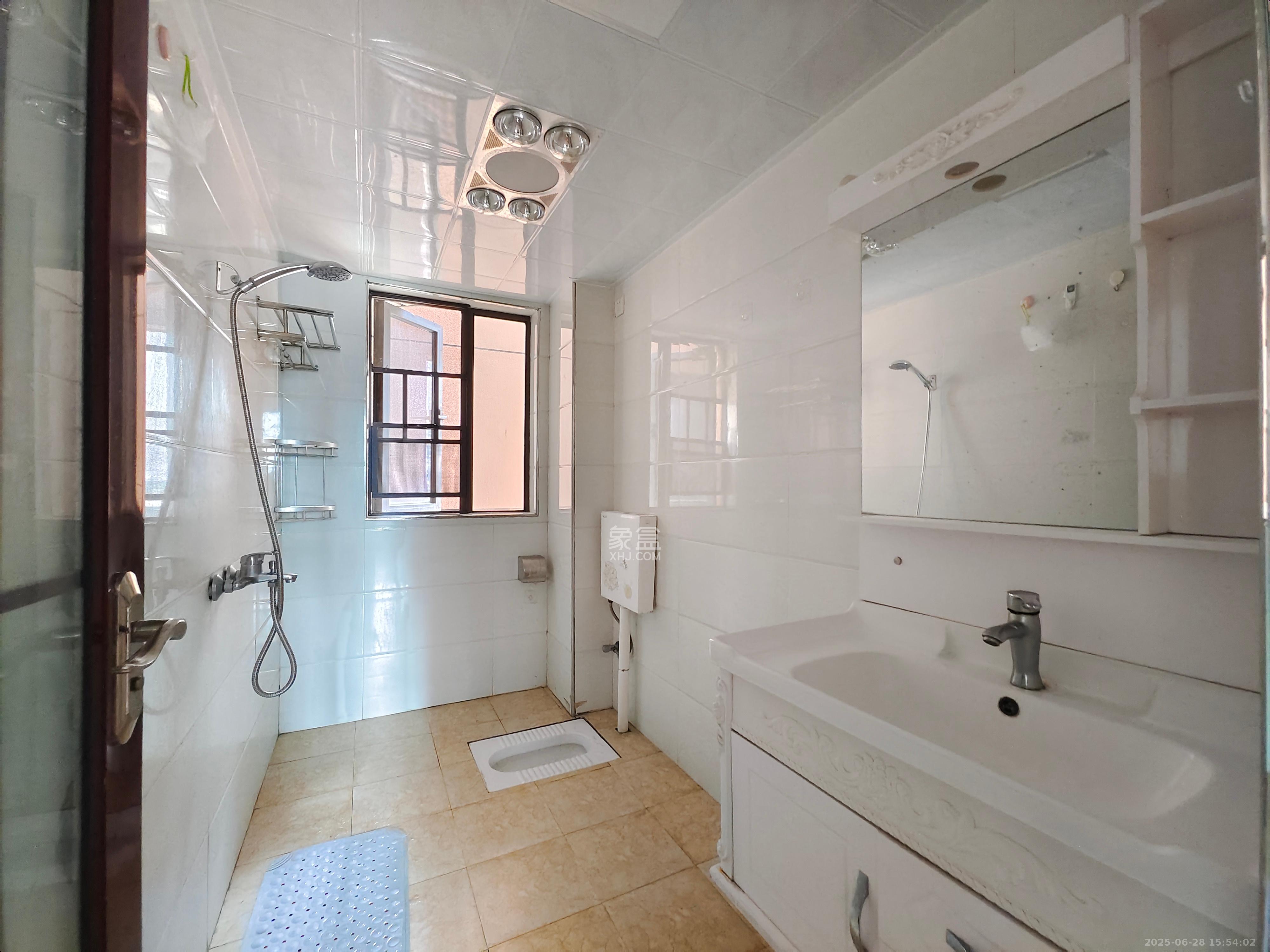 联晟大厦 3室2厅2卫 3600.0元/月 联晟大厦 3室2厅2卫 3600.0元/月室内图