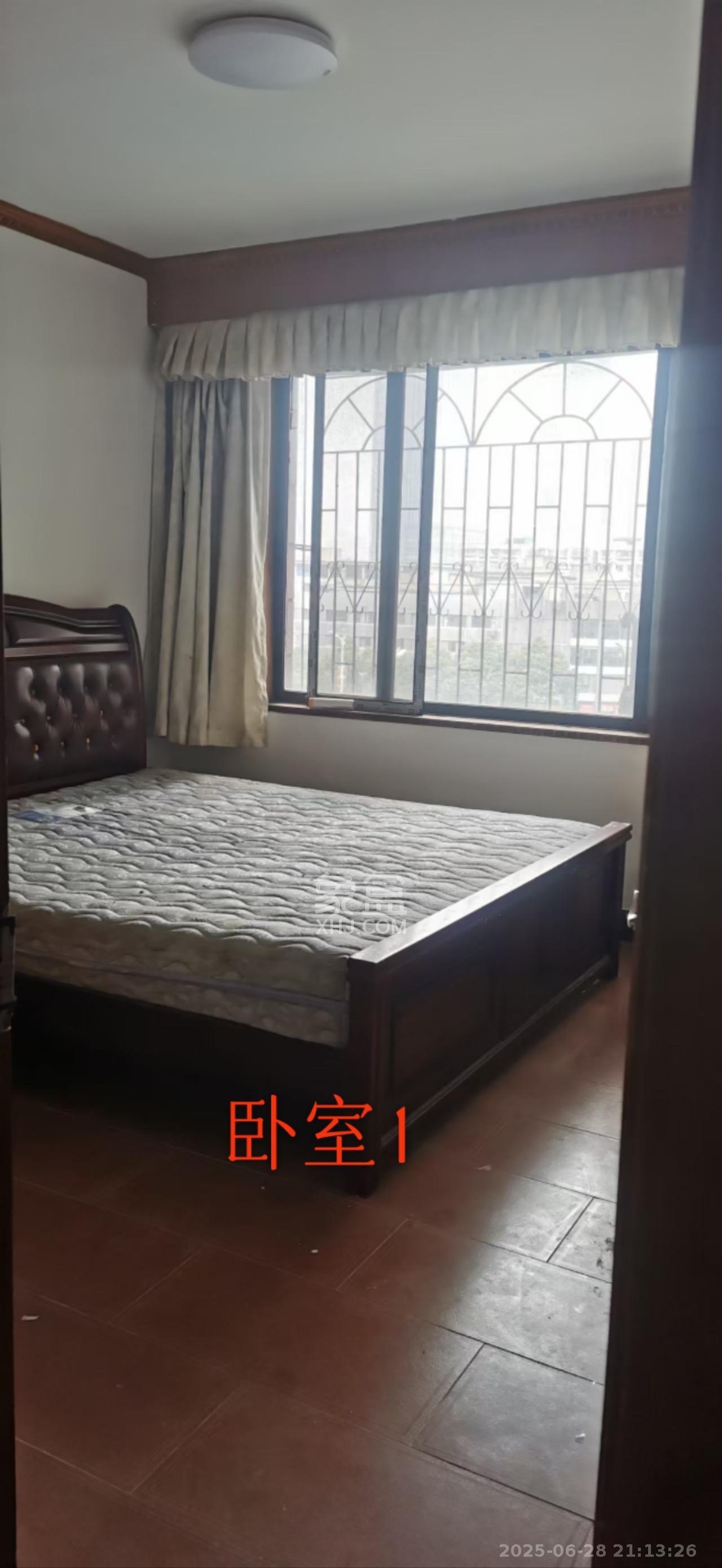 三泰街新富城 4室2厅2卫 4000.0元/月 三泰街新富城 4室2厅2卫 4000.0元/月室内图