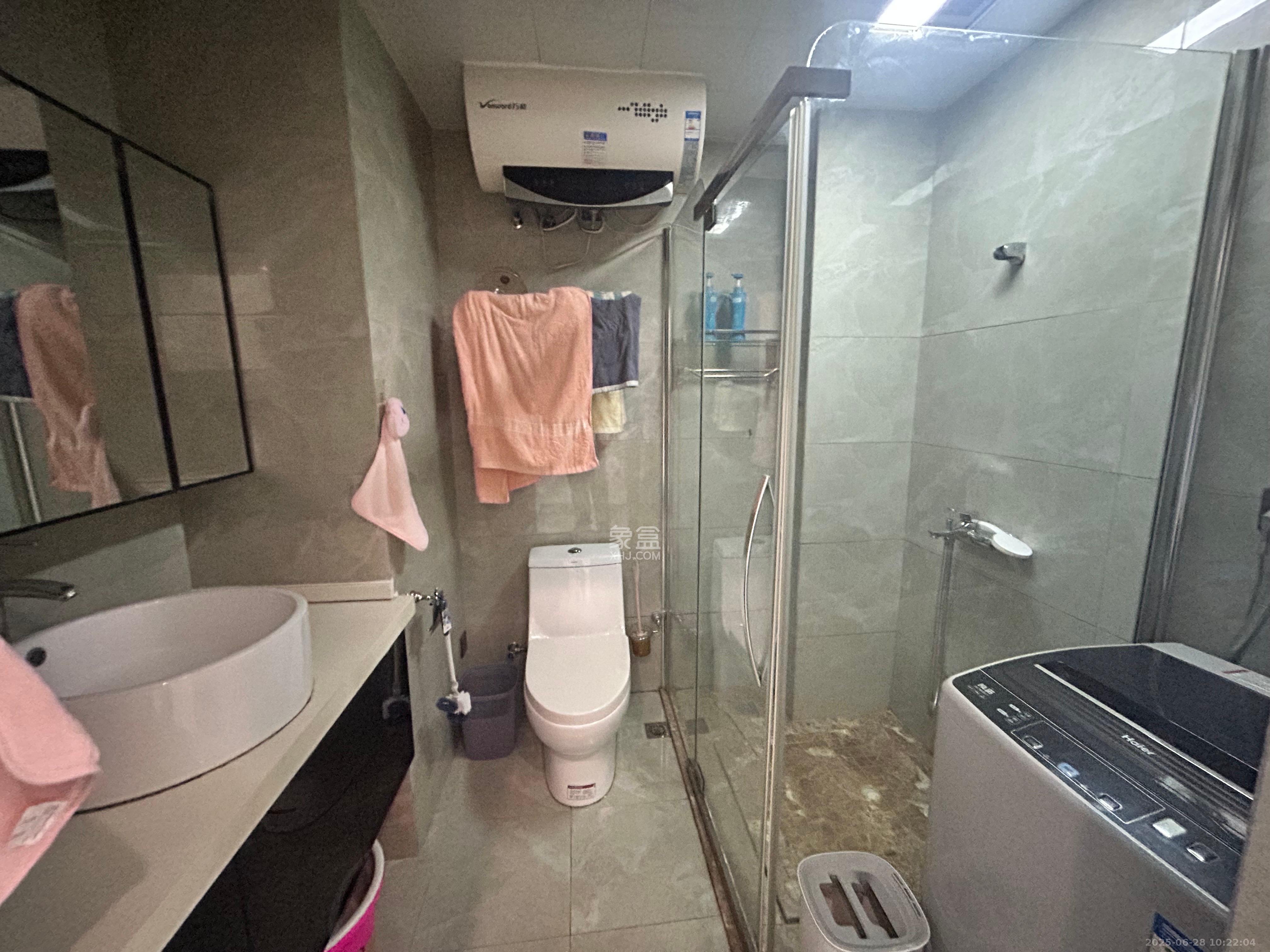 潇湘名城(新里程潇湘名城)  2室1厅1卫   1600.00元/月室内图