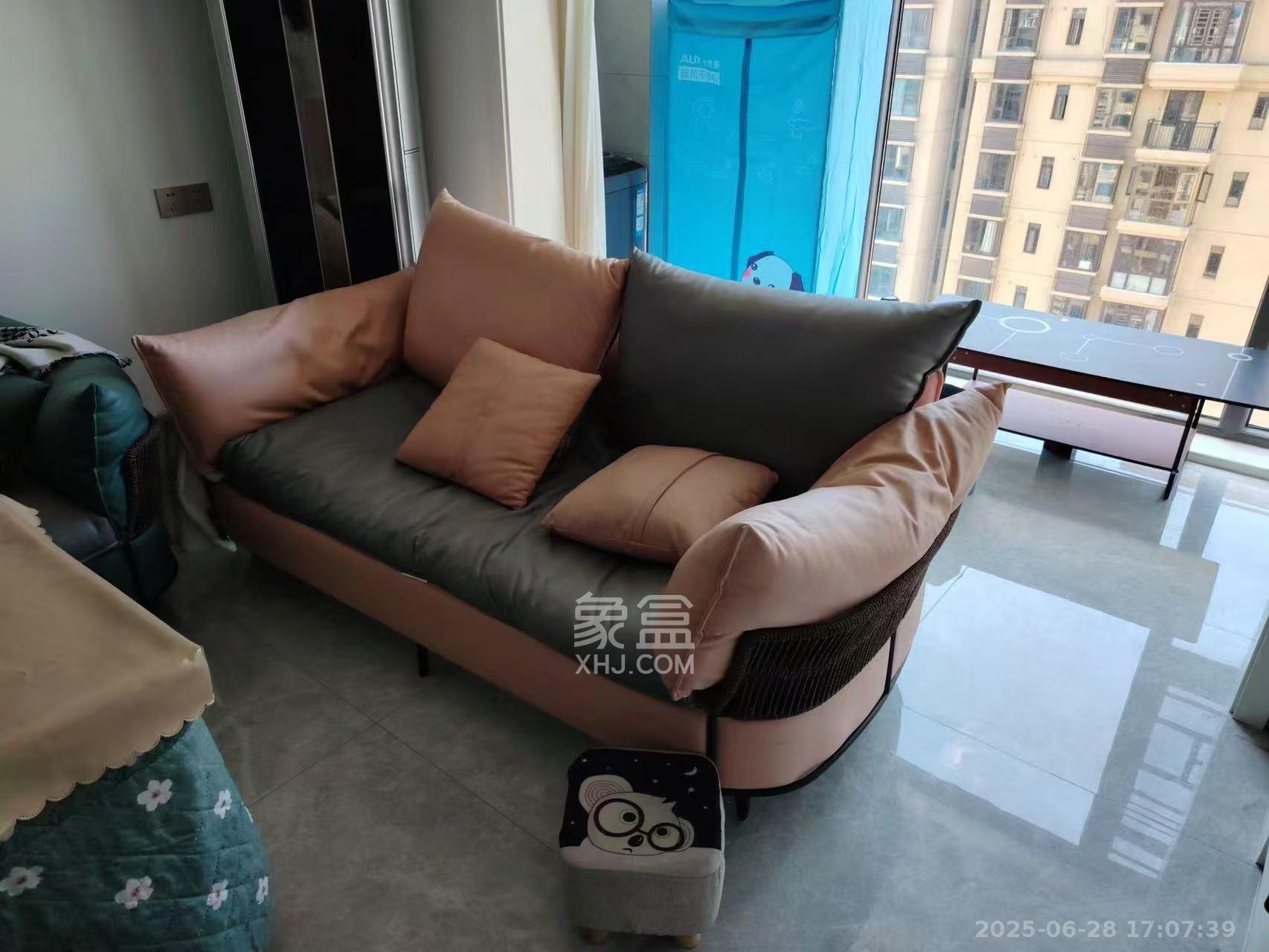 江山帝景雅典  3室2厅1卫    2600.0元/月 江山帝景雅典  3室2厅1卫    2600.0元/月