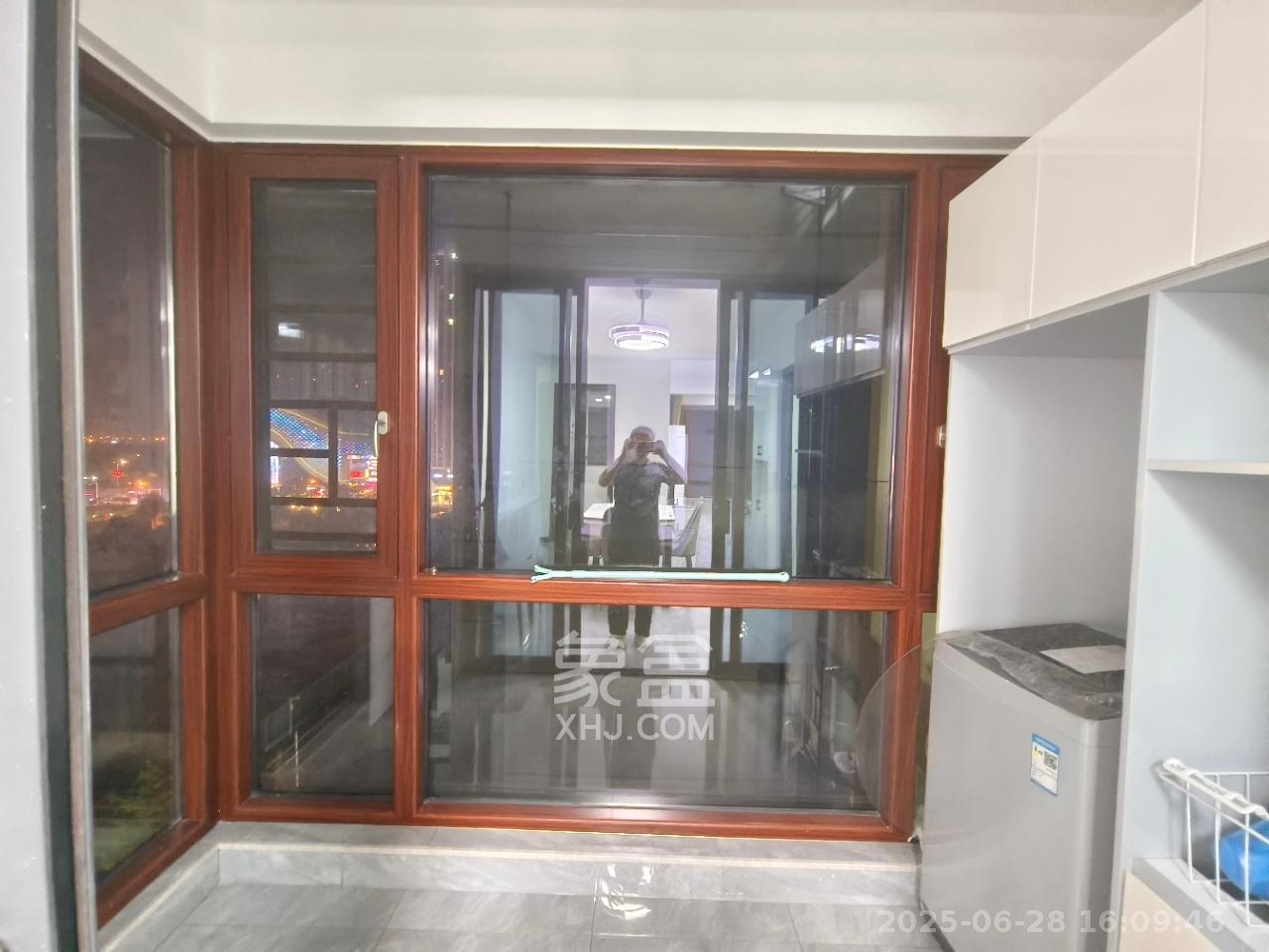 长房东旭国际 4室2厅2卫 4000.0元/月 长房东旭国际 4室2厅2卫 4000.0元/月室内图