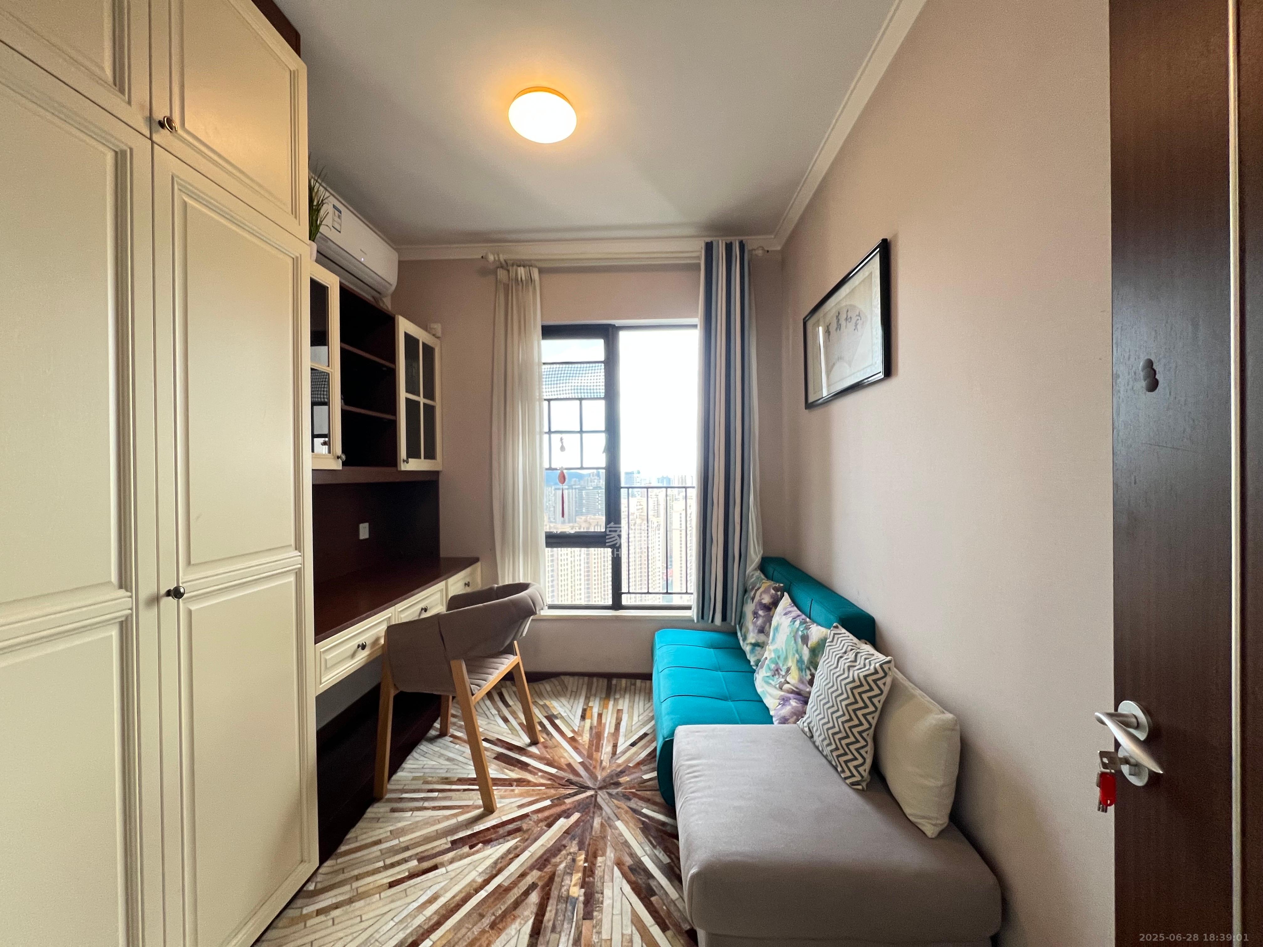 万科里金域国际  3室2厅1卫    3800.0元/月 万科里金域国际  3室2厅1卫    3800.0元/月室内图