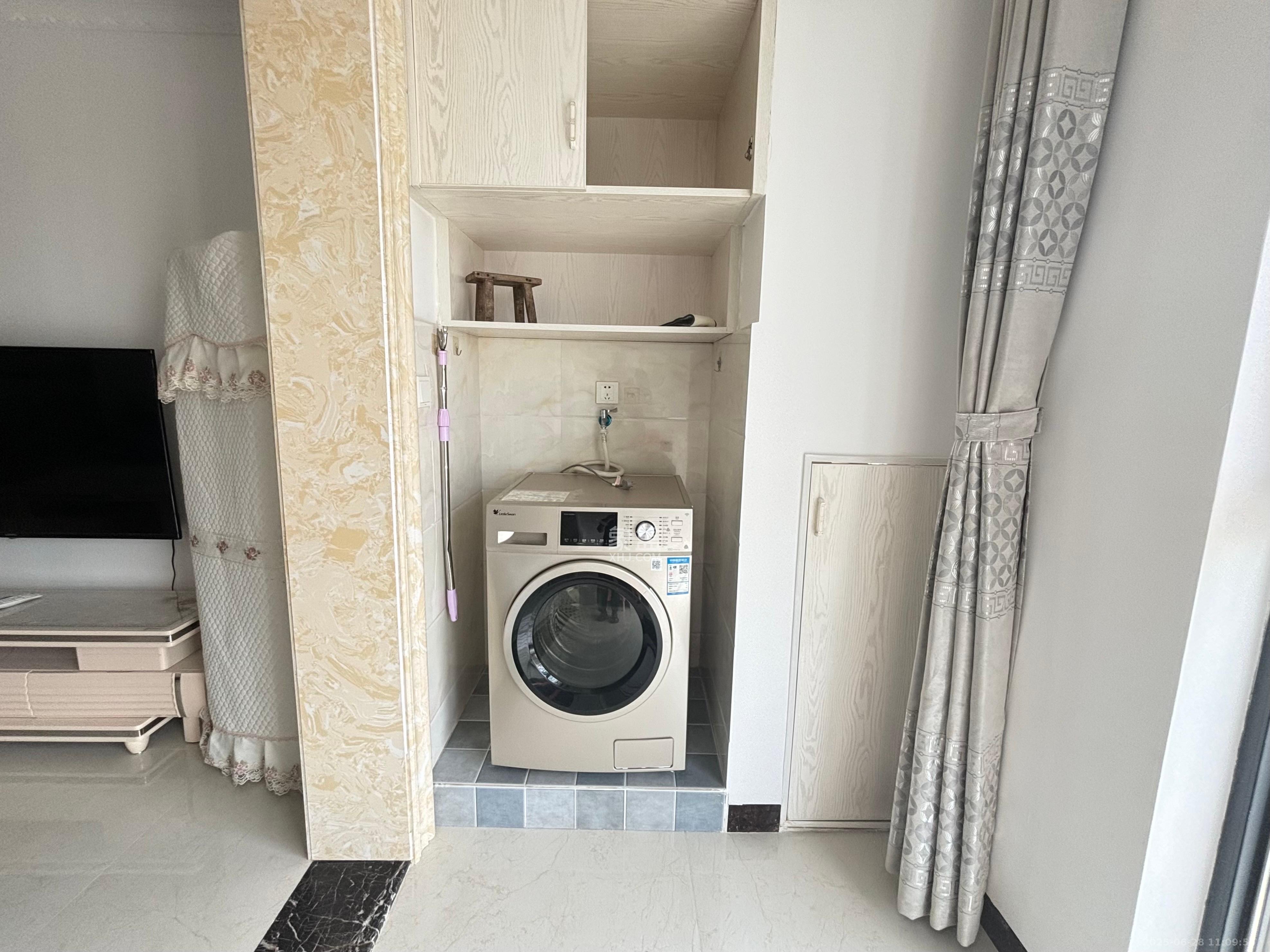 嘉顺苑  2室1厅1卫   2400.00元/月室内图