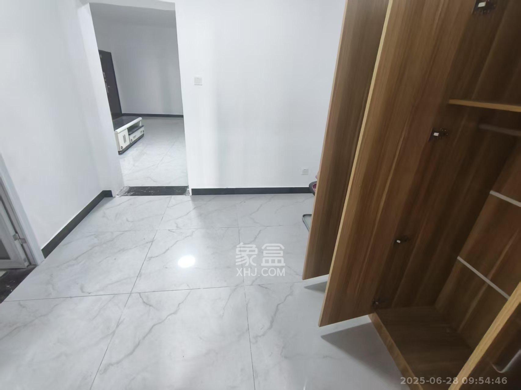 天心大厦 2室1厅1卫 2700.0元/月 天心大厦 2室1厅1卫 2700.0元/月室内图