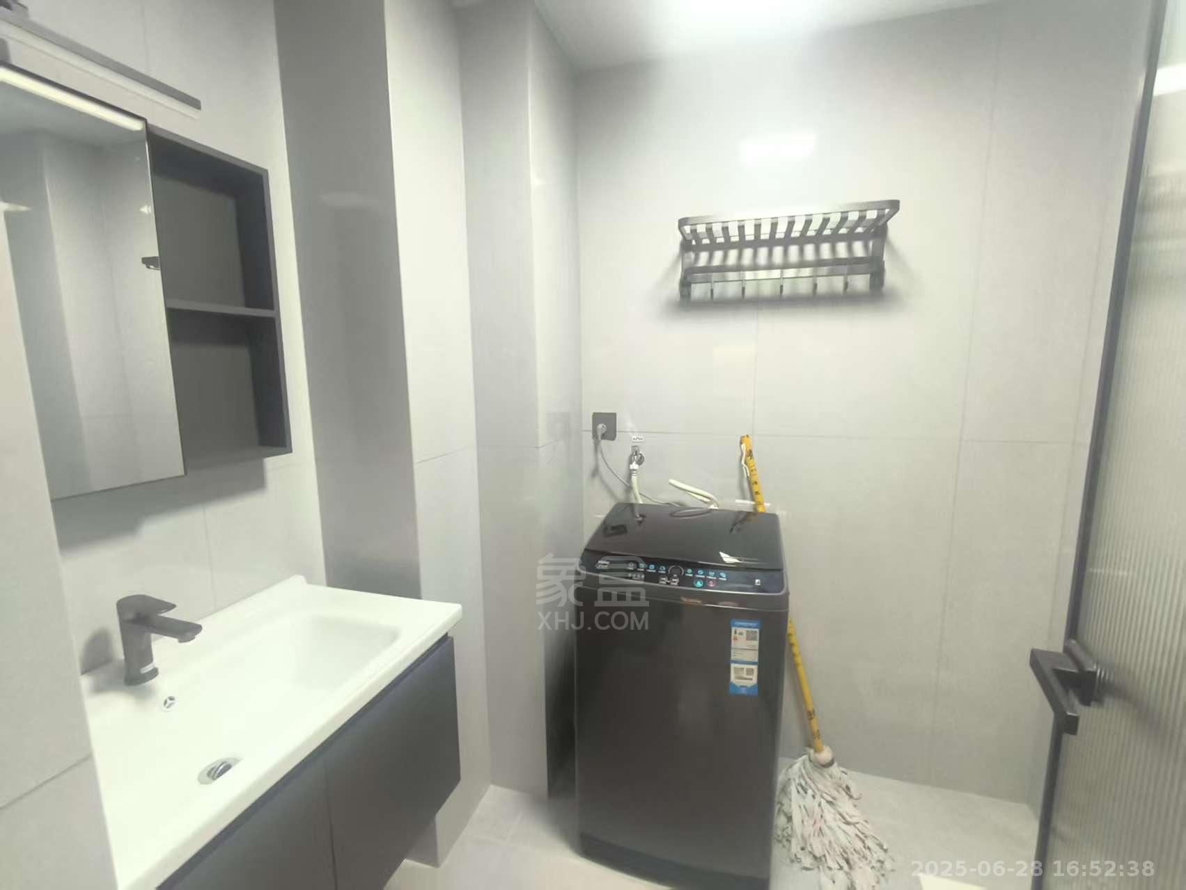 奥园广场 1室0厅0卫 1600.0元/月 奥园广场 1室0厅0卫 1600.0元/月室内图